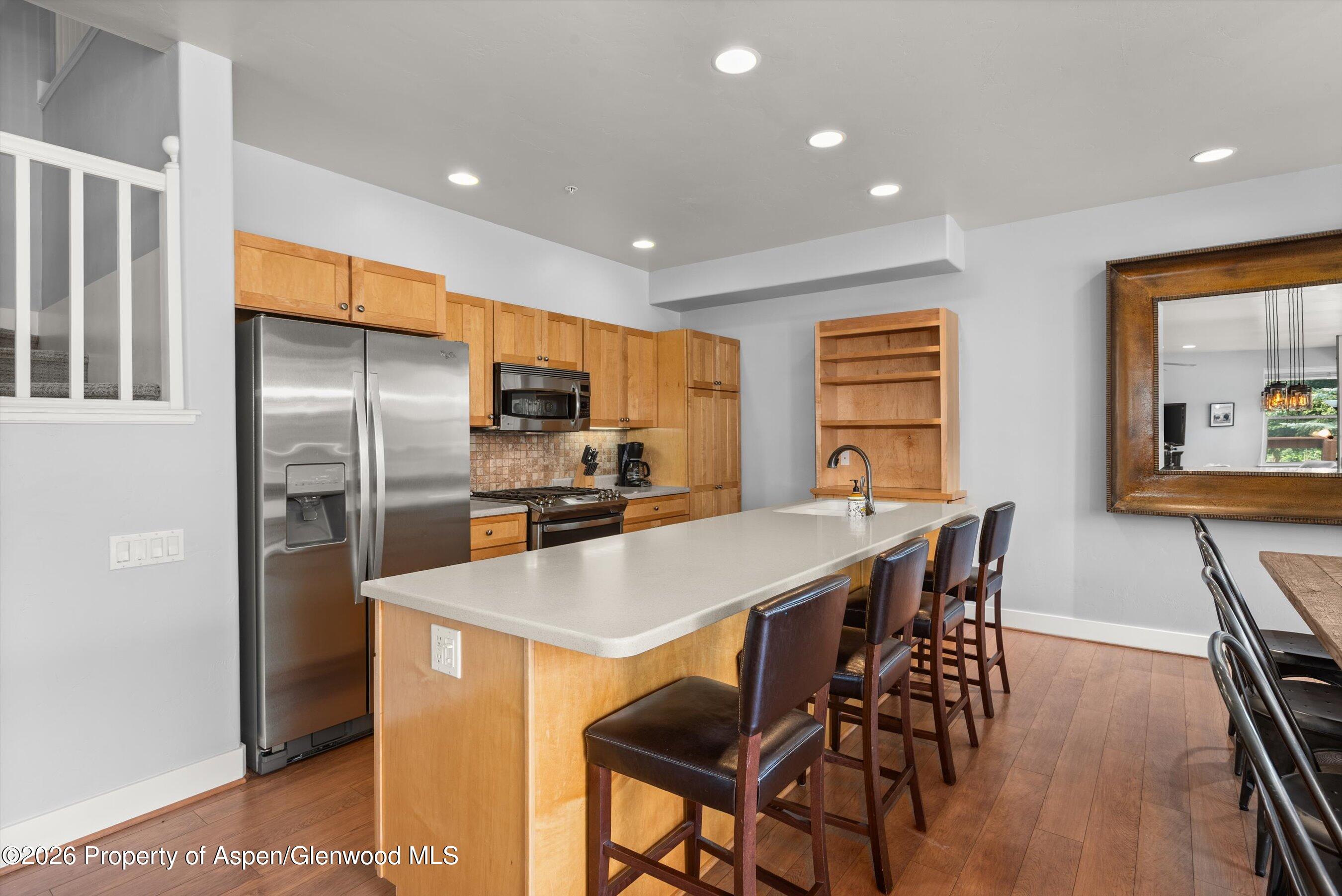 548 Evans Court Property Photo 12