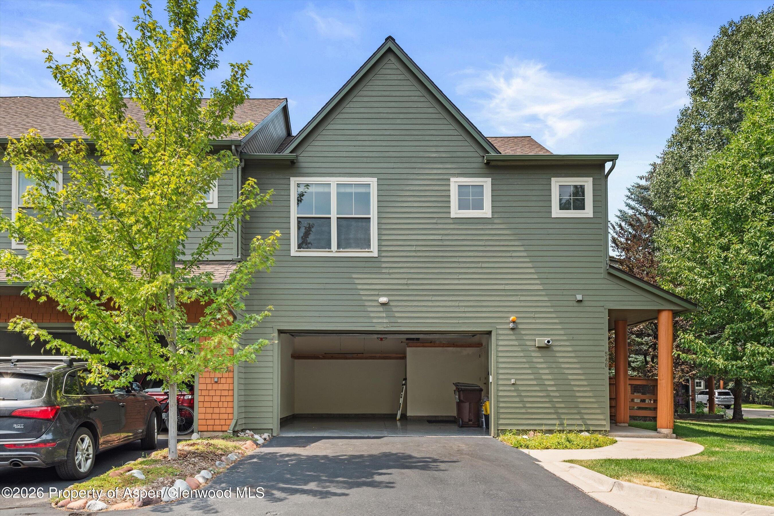 548 Evans Court Property Photo 19
