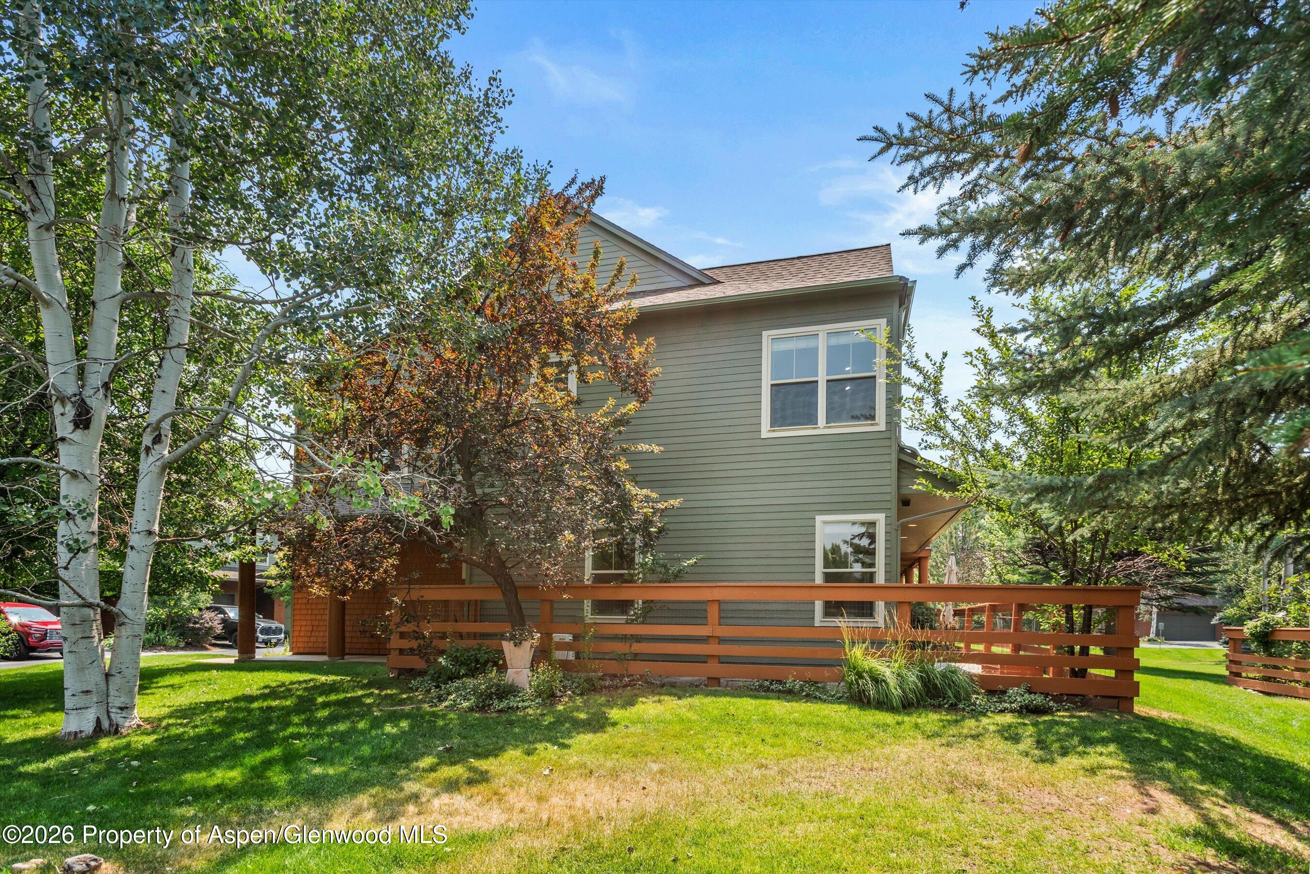 548 Evans Court Property Photo 22