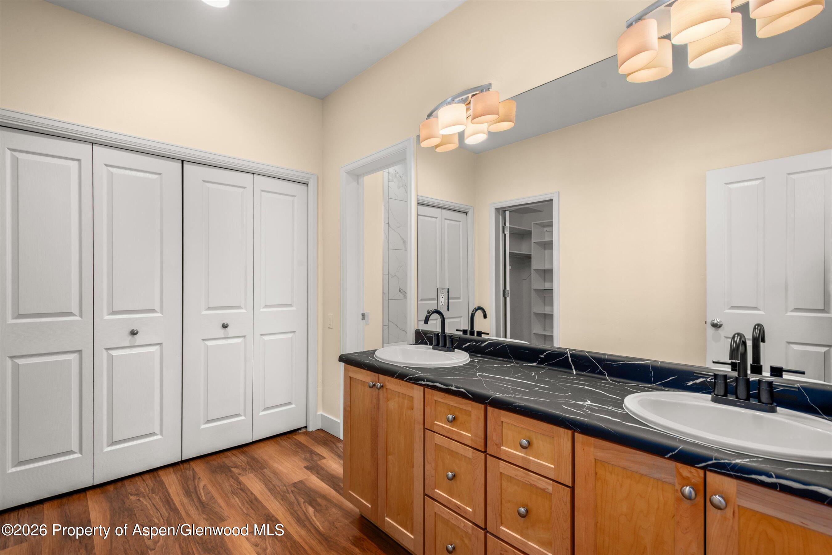 548 Evans Court Property Photo 26