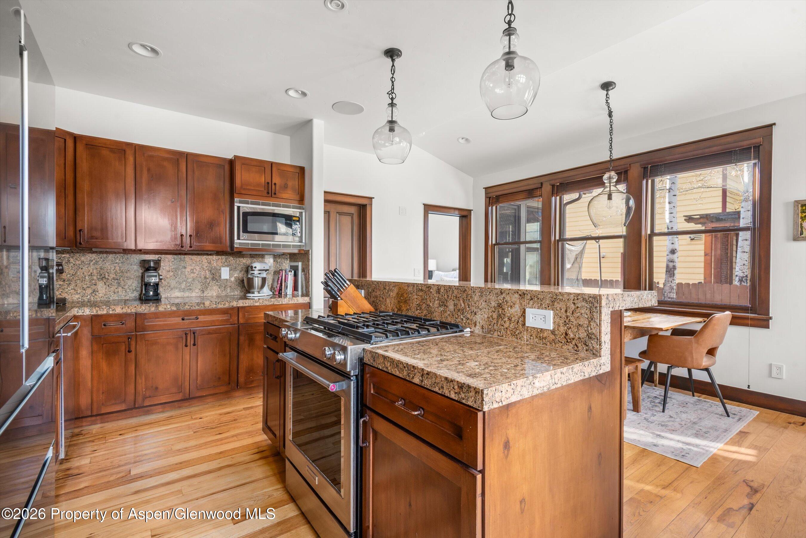 410 Meadow Court Property Photo 12