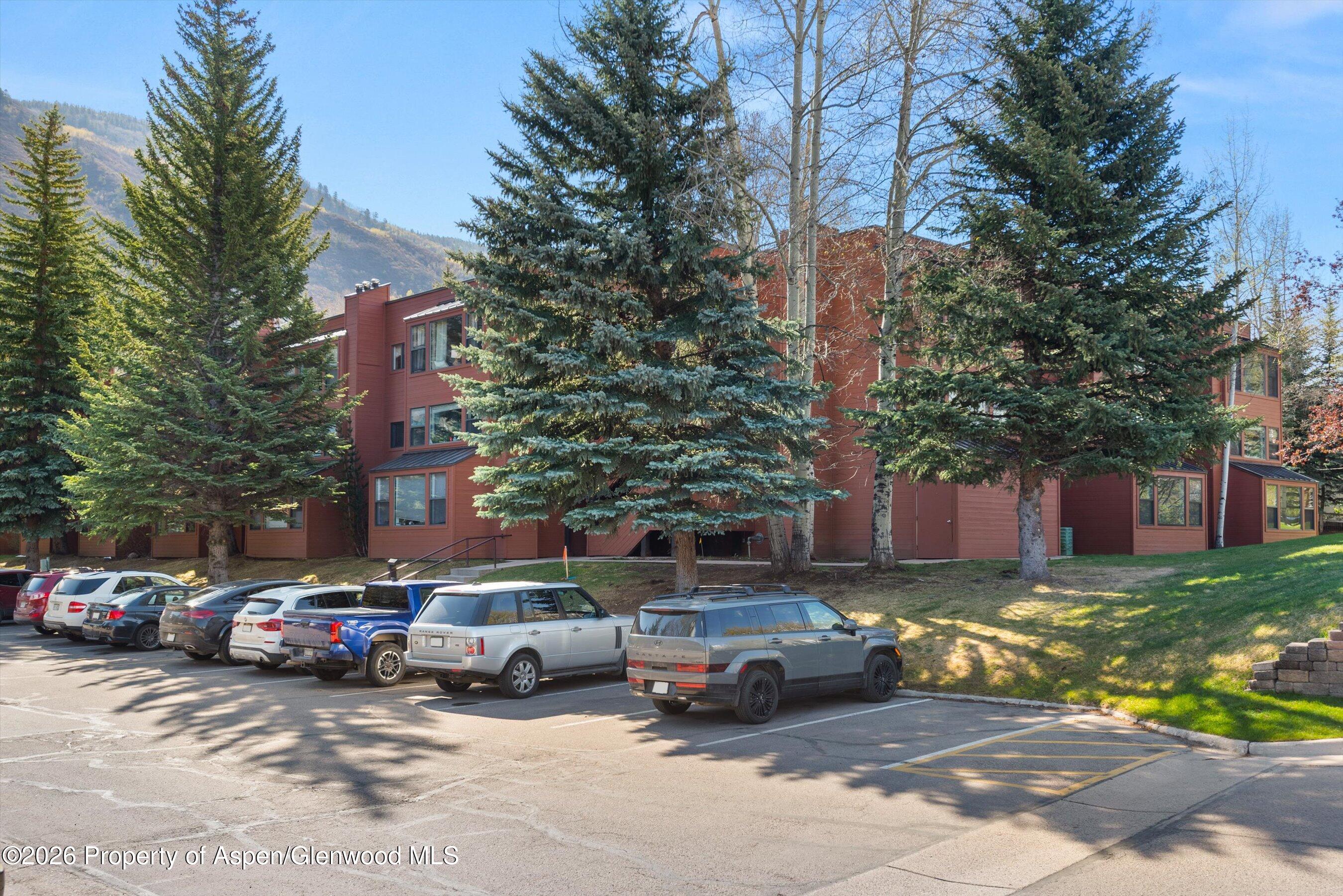 907 Vine Street Property Photo 18