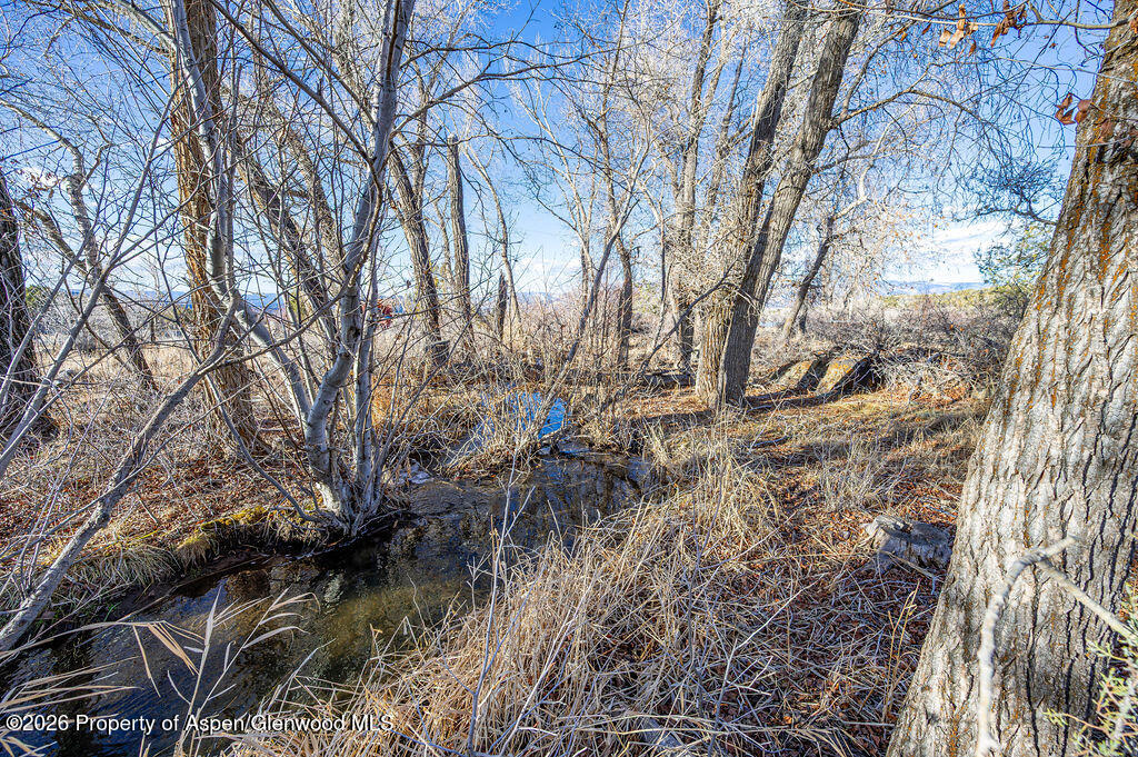 49131 I E Road Property Photo 6