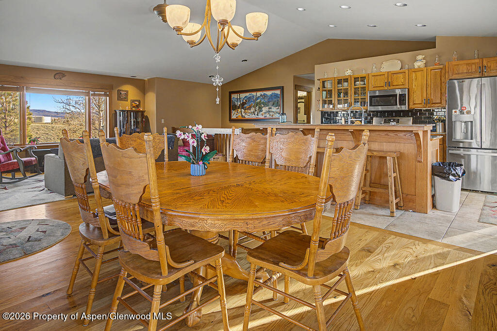 1040 Bryan Way Property Photo 8