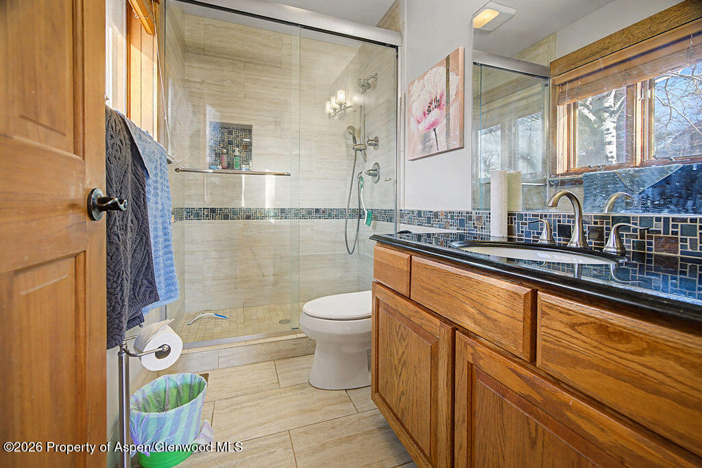 1040 Bryan Way Property Photo 20