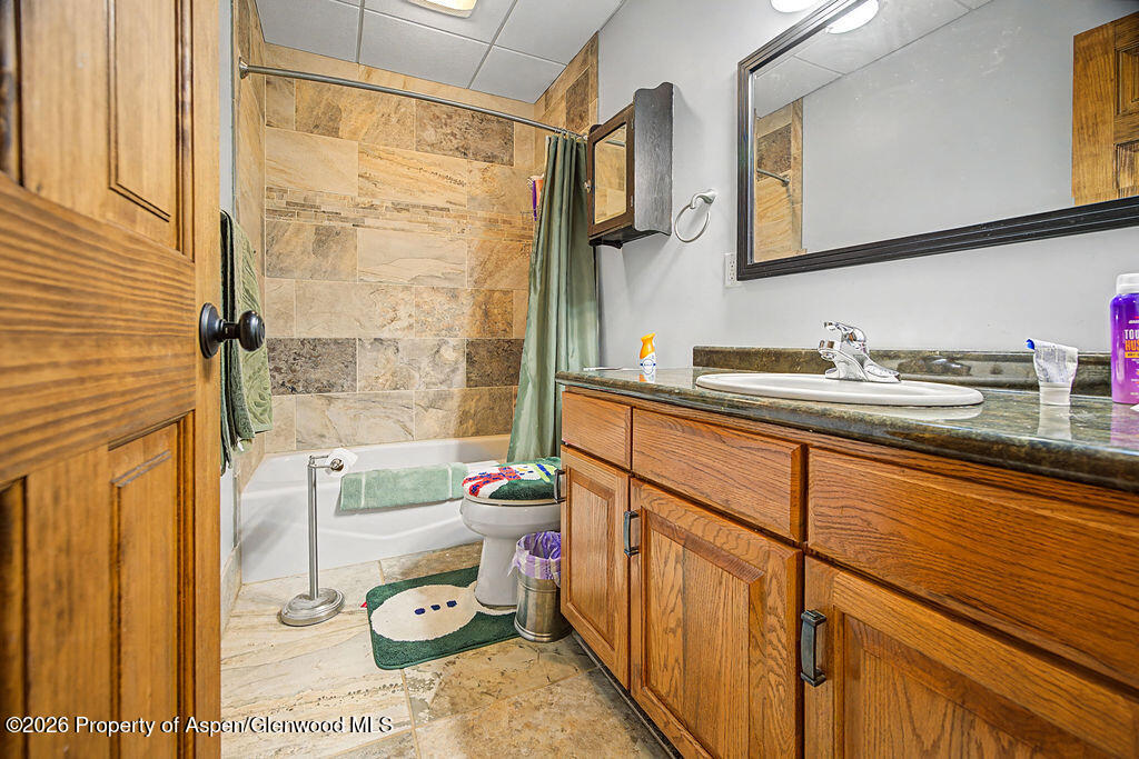 1040 Bryan Way Property Photo 28