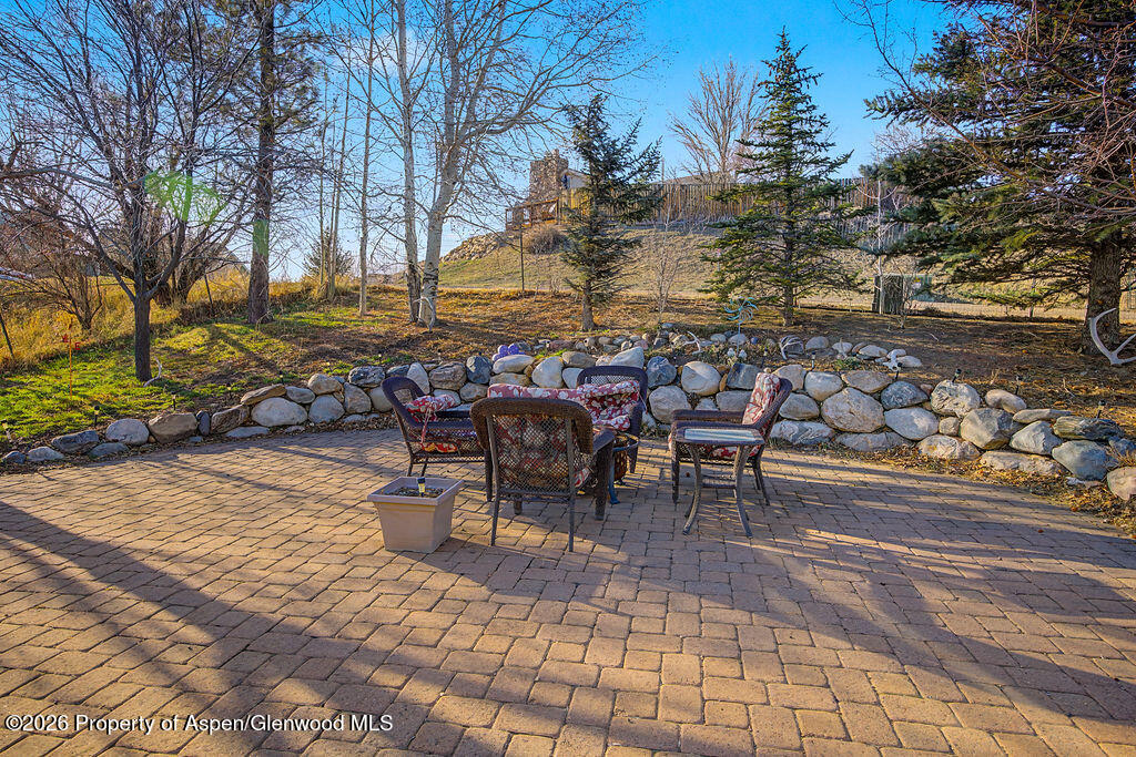 1040 Bryan Way Property Photo 31