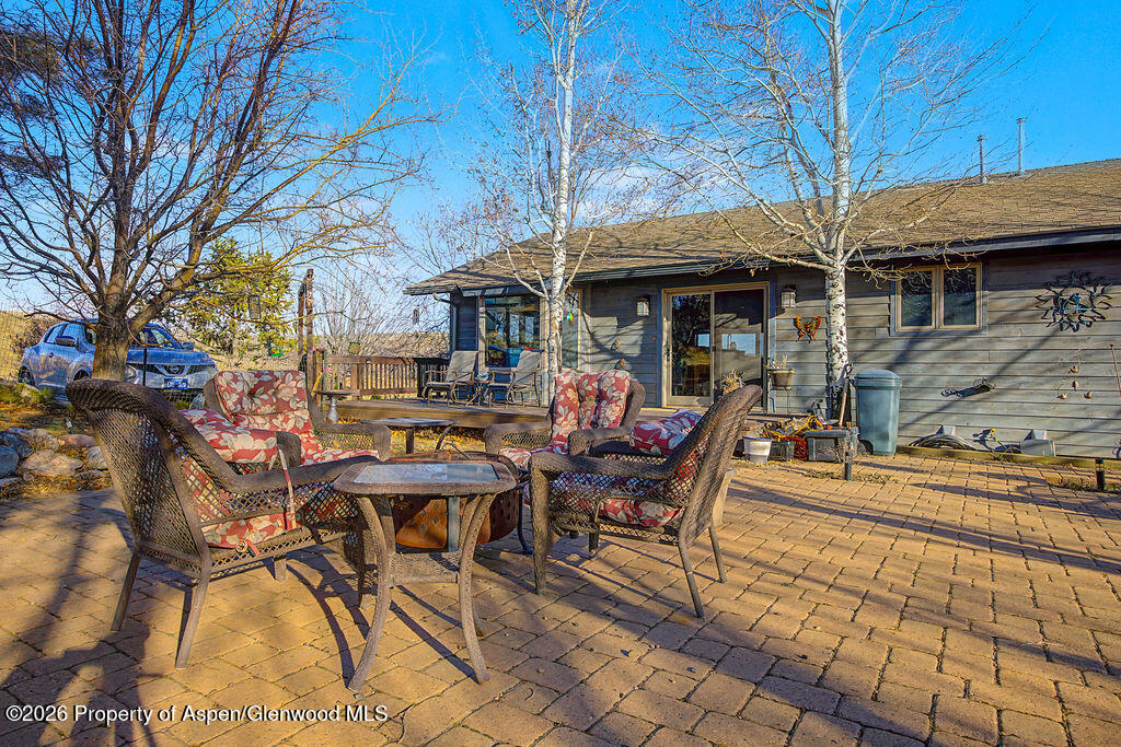 1040 Bryan Way Property Photo 33