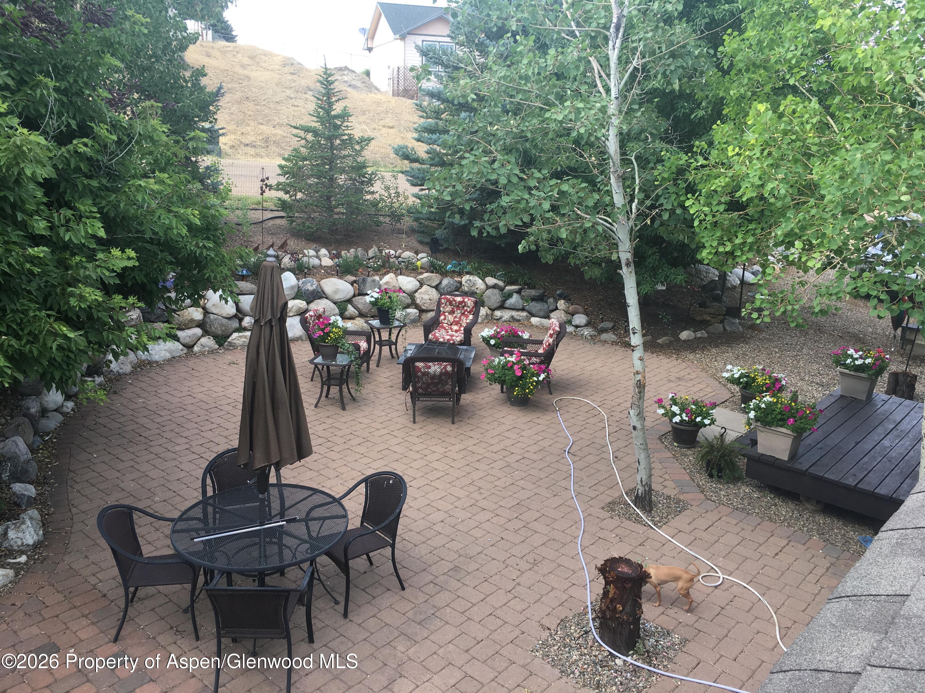 1040 Bryan Way Property Photo 45