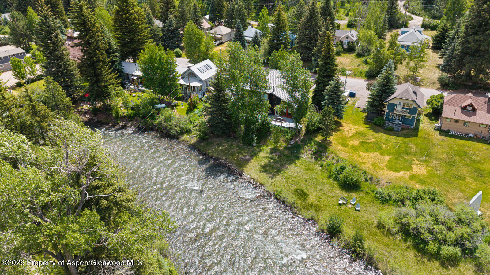 167 Redstone Boulevard Property Photo 11