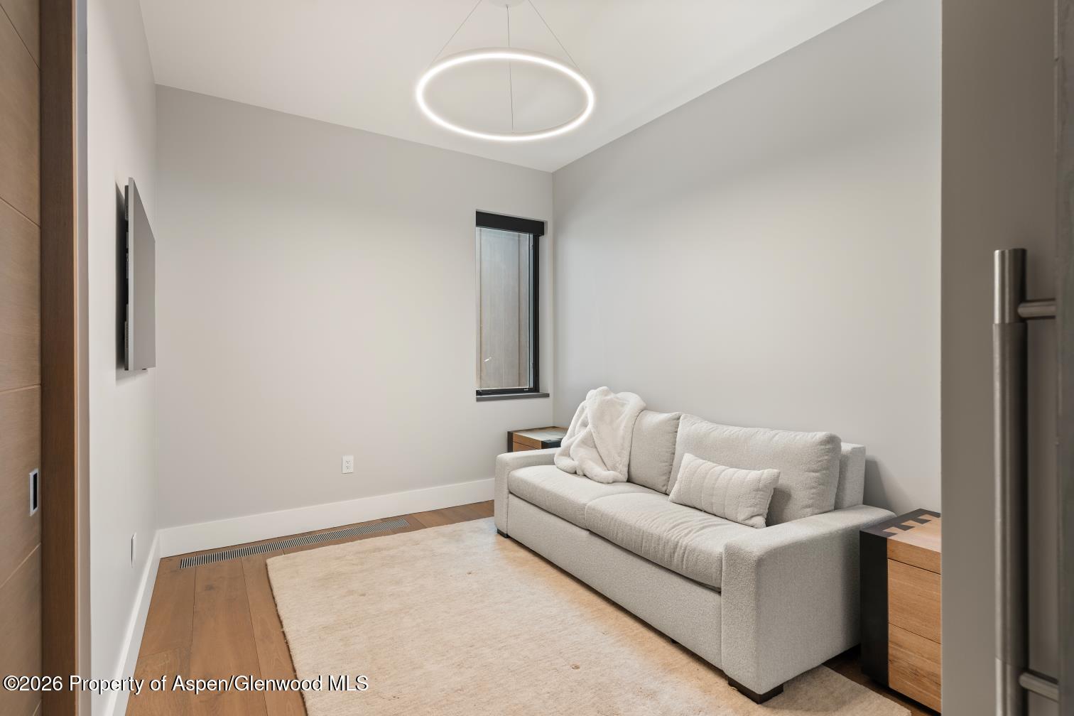 180 Wood Road 402 Property Photo 67