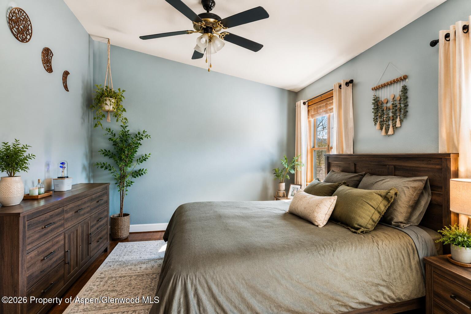 682 Alder Ridge Lane Property Photo 7