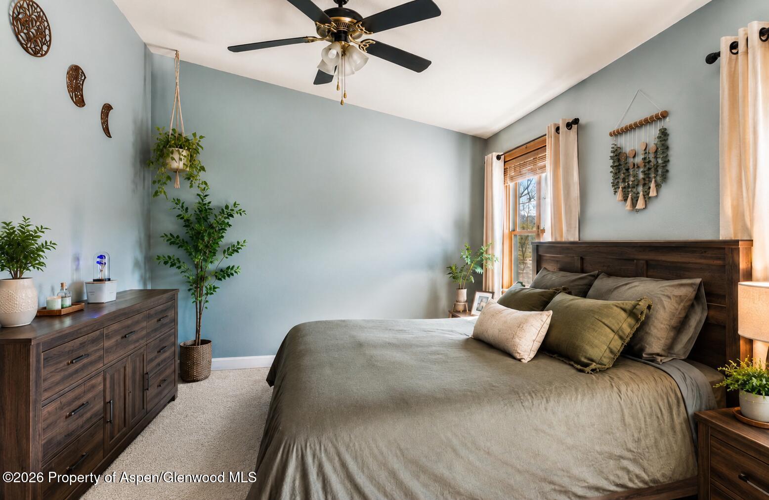 682 Alder Ridge Lane Property Photo 7