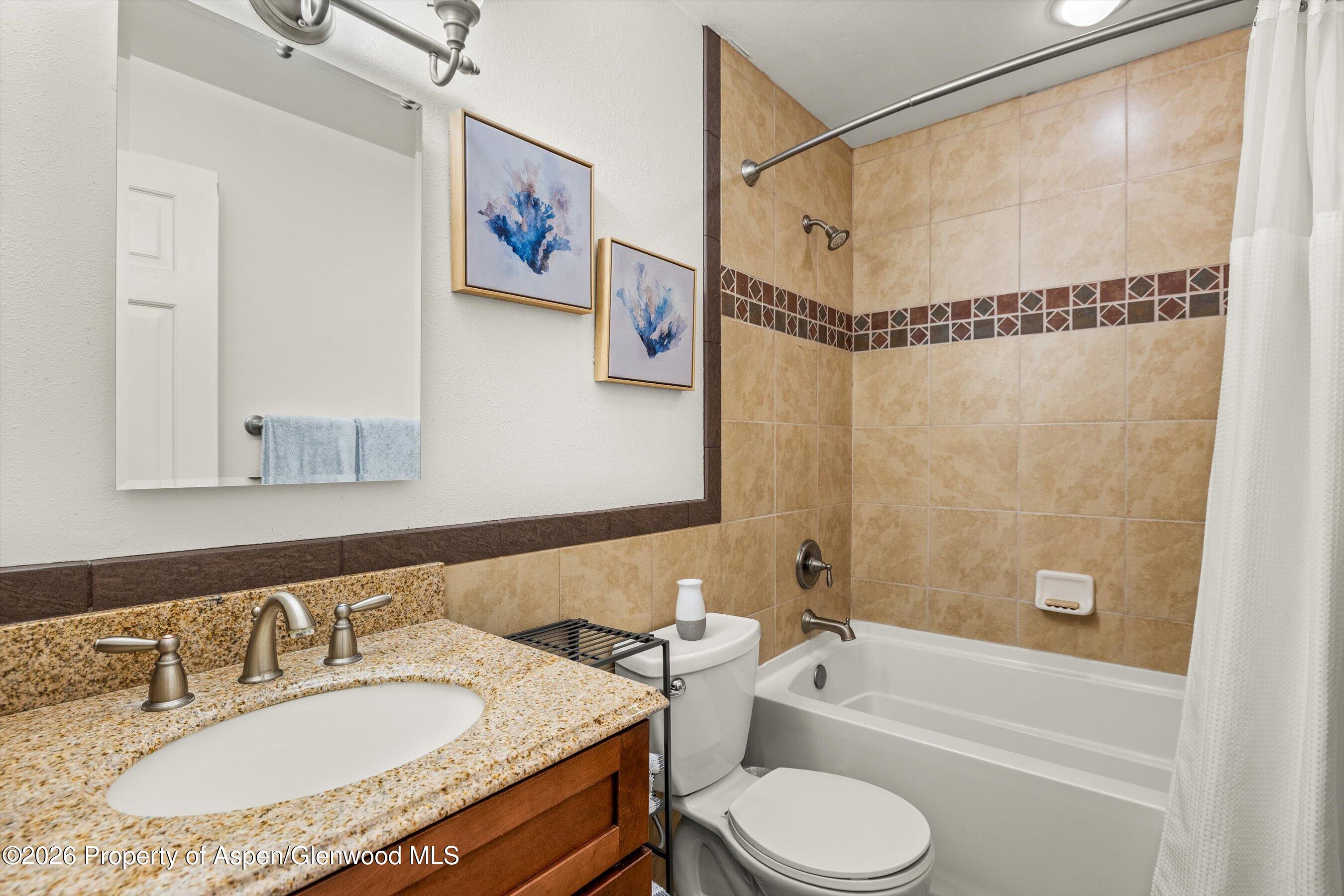 210 E Cooper Avenue 1-c Property Photo 7