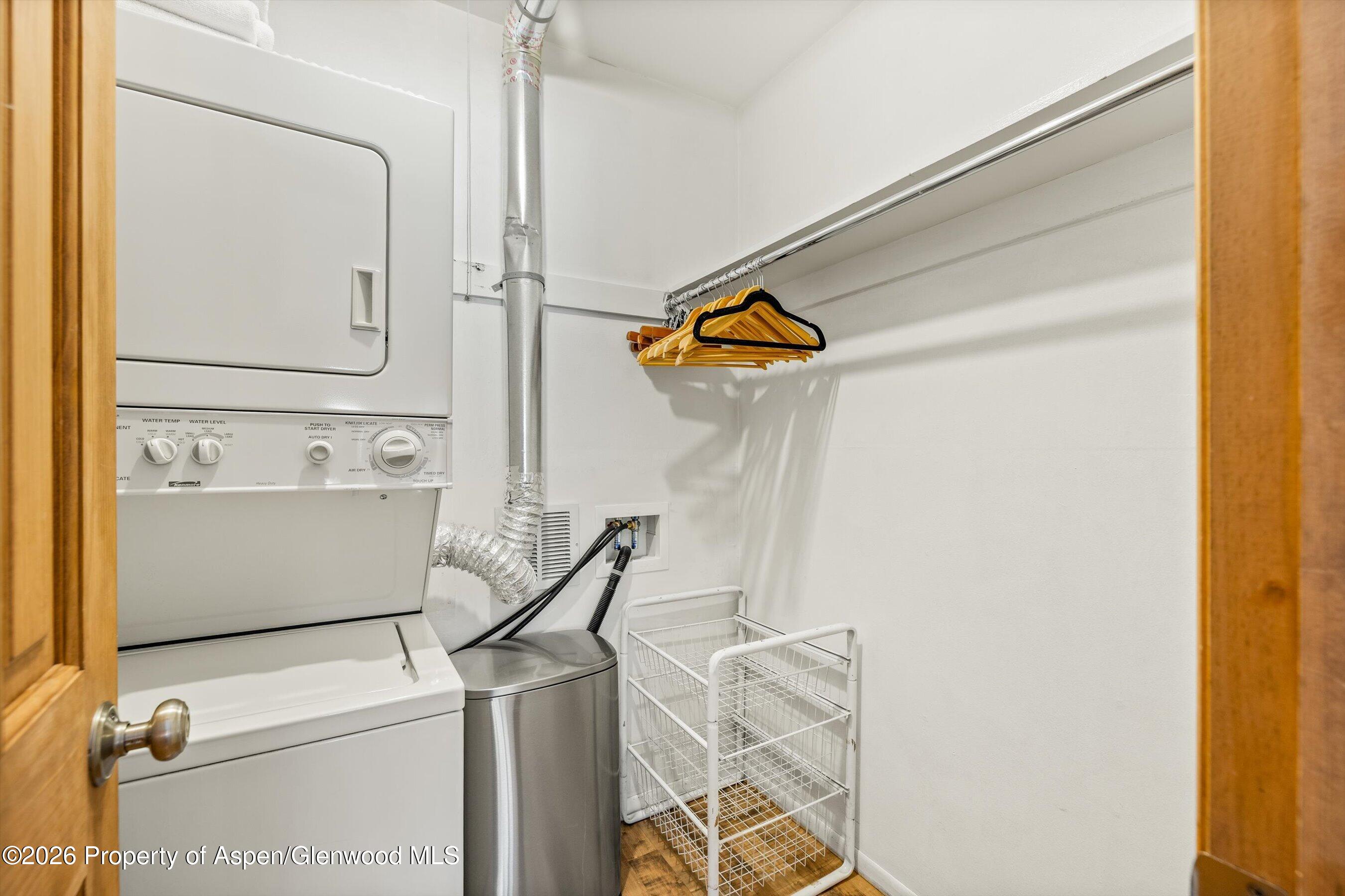 210 E Cooper Avenue 1-c Property Photo 8