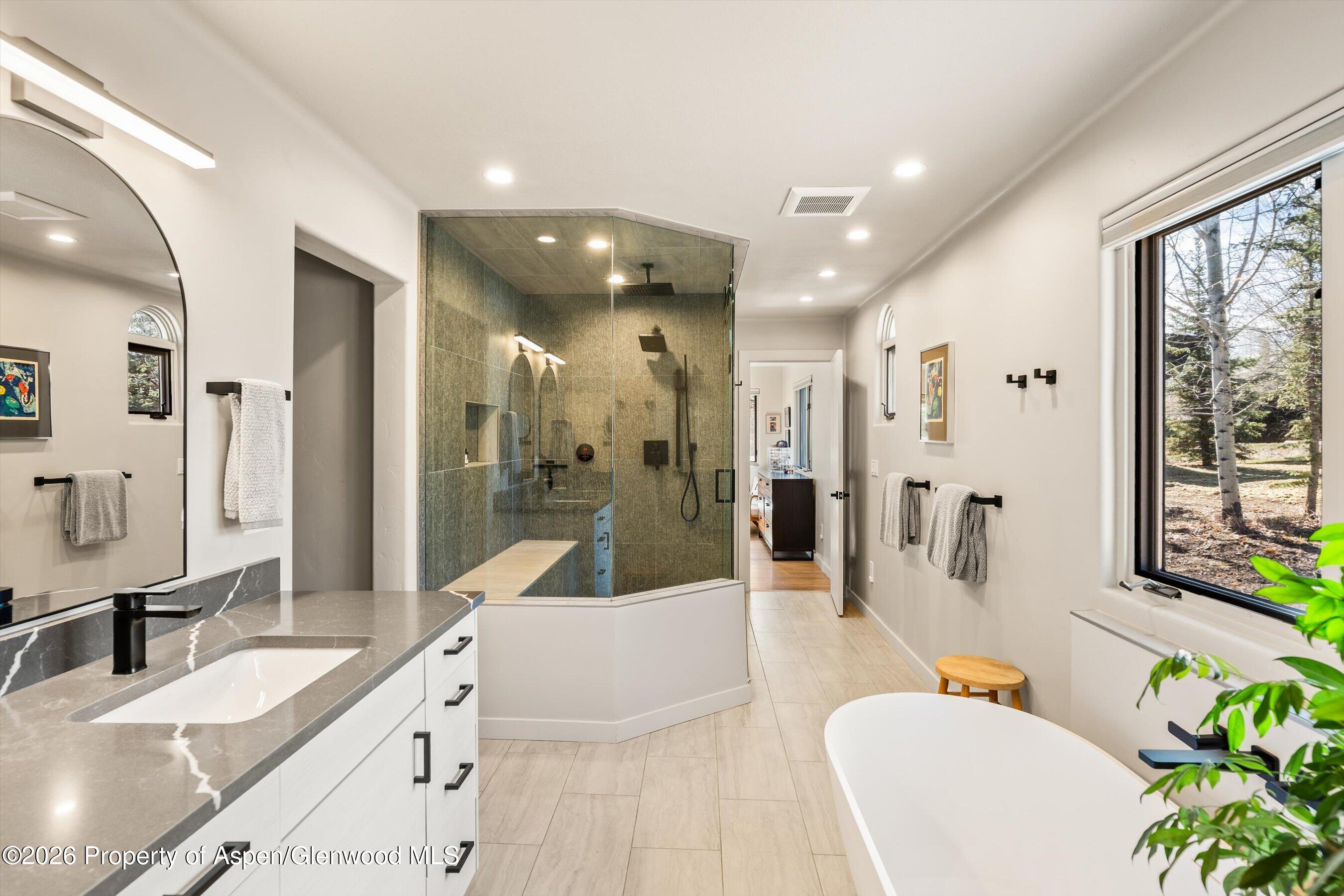 90 Alexander Avenue Property Photo 12
