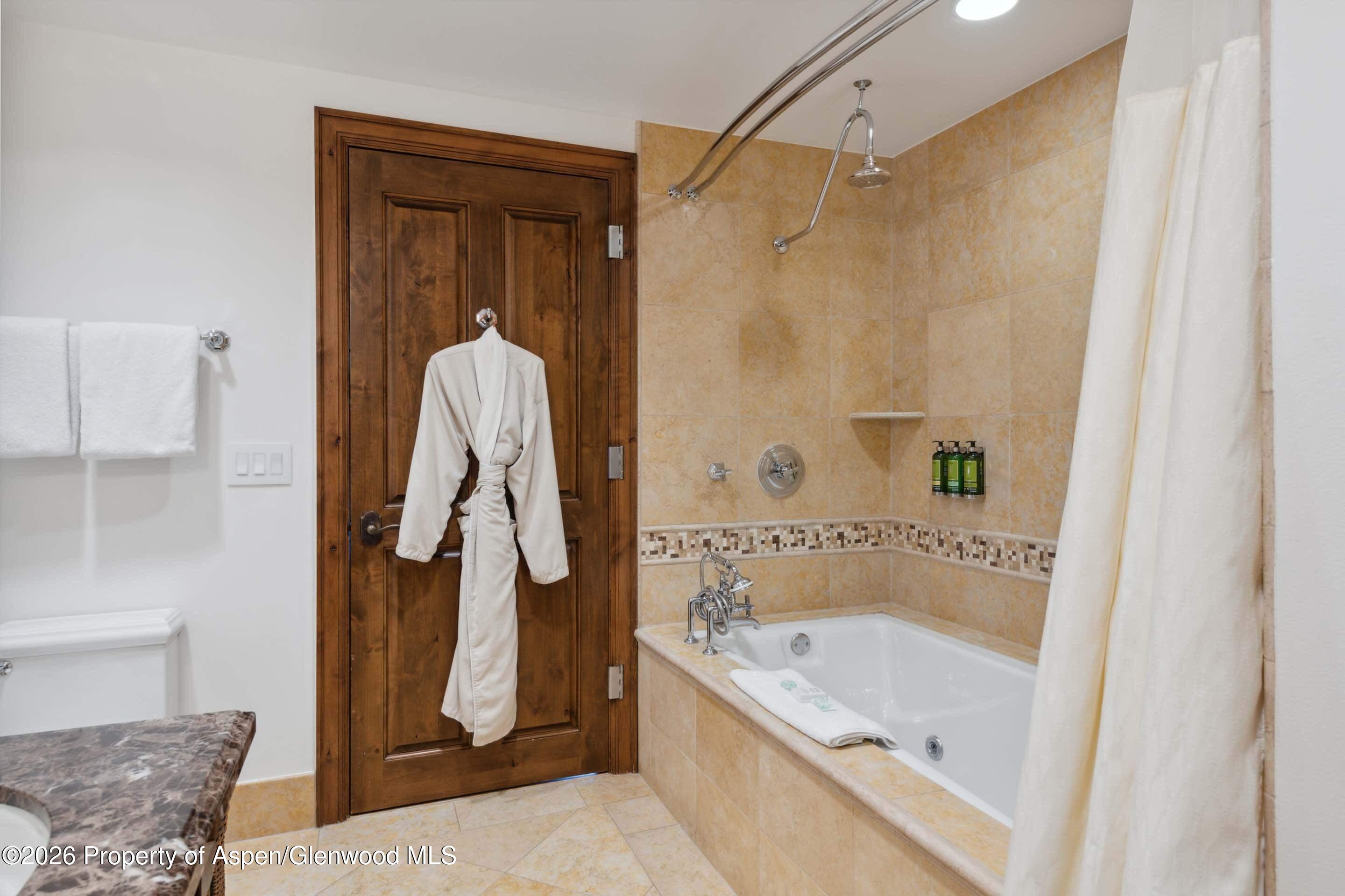 415 E Dean St, Unit 30 Property Photo 12
