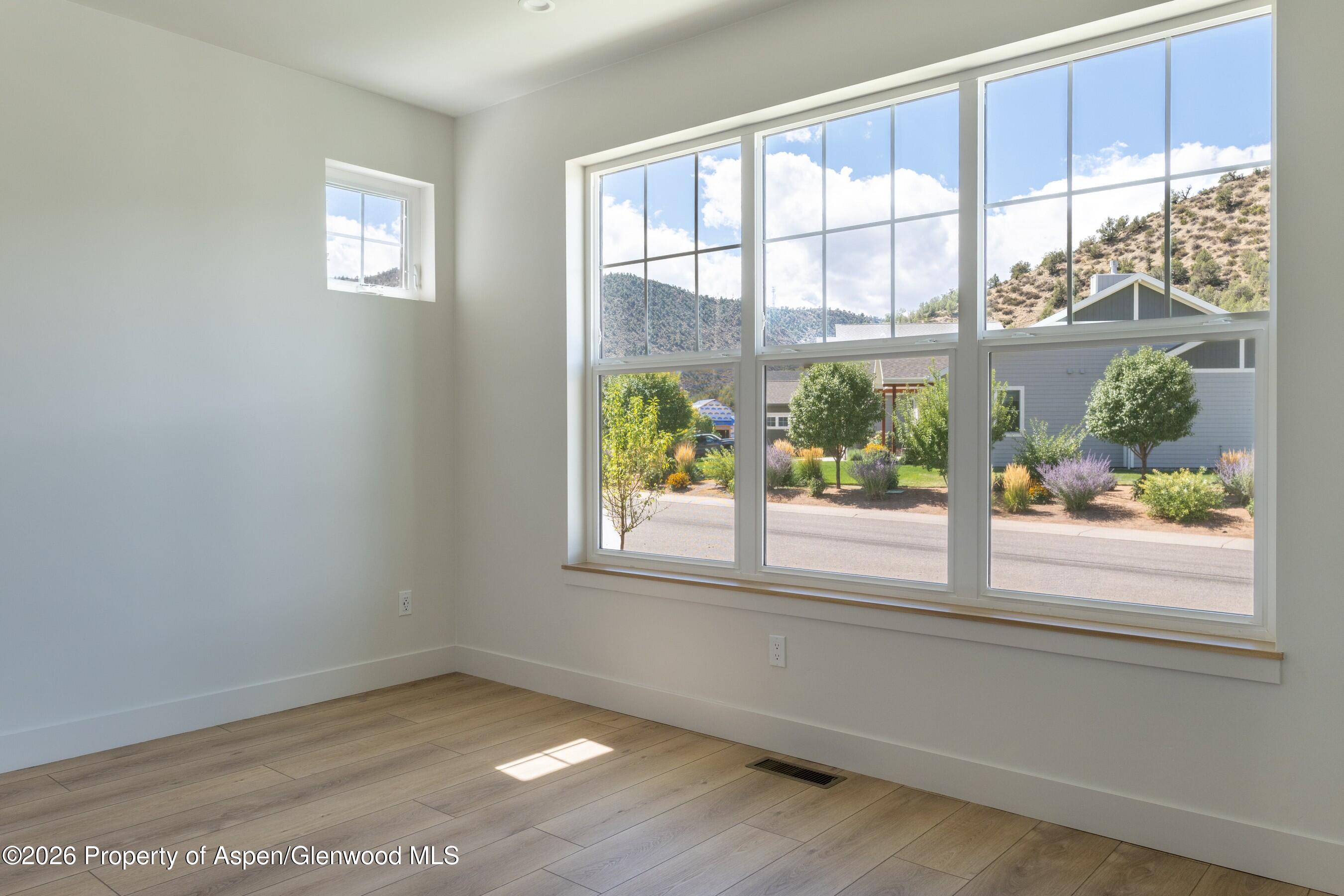 560 S Wildhorse Drive Property Photo 22