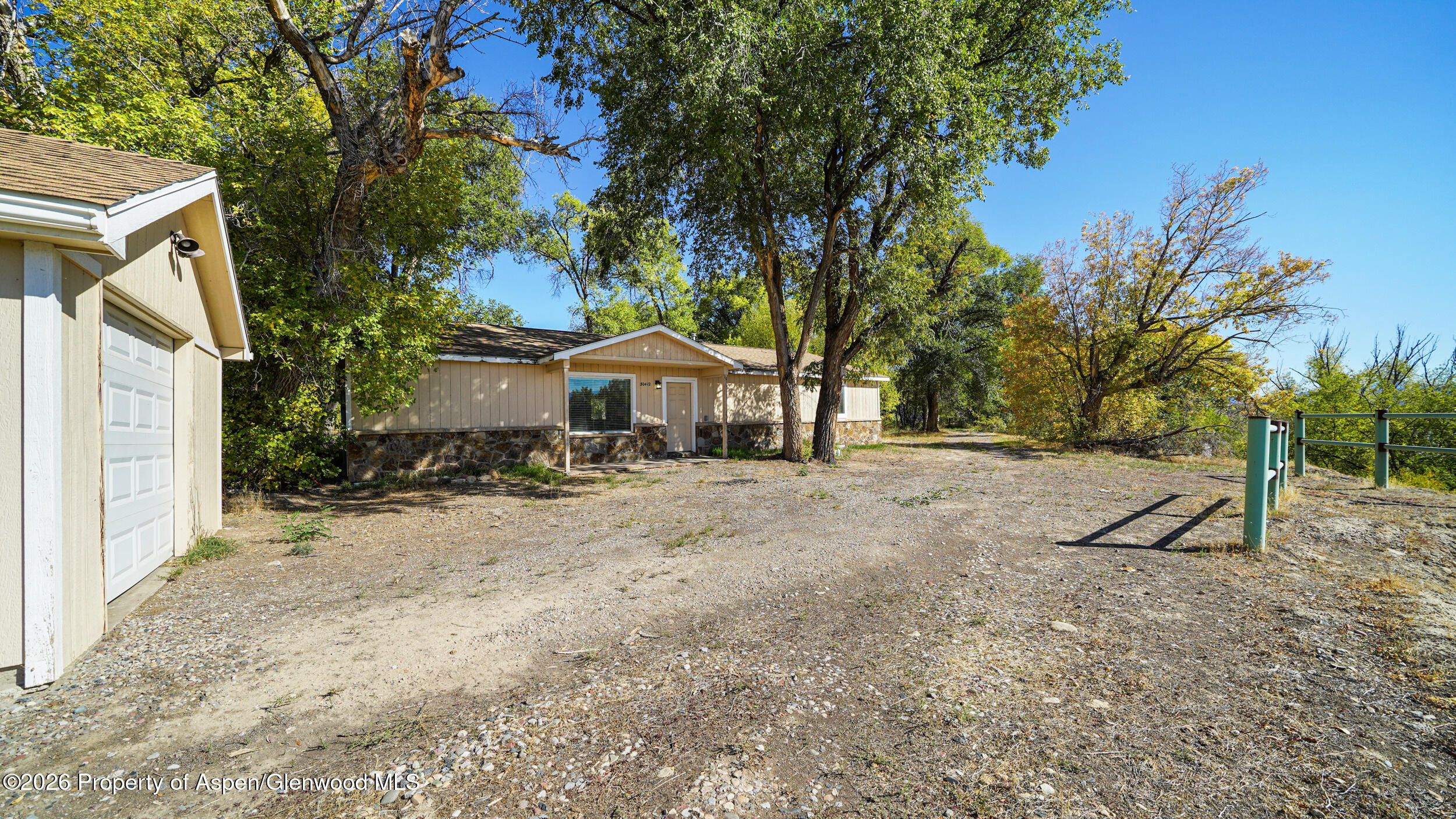 30412 Highway 6 & 24 Property Photo 22