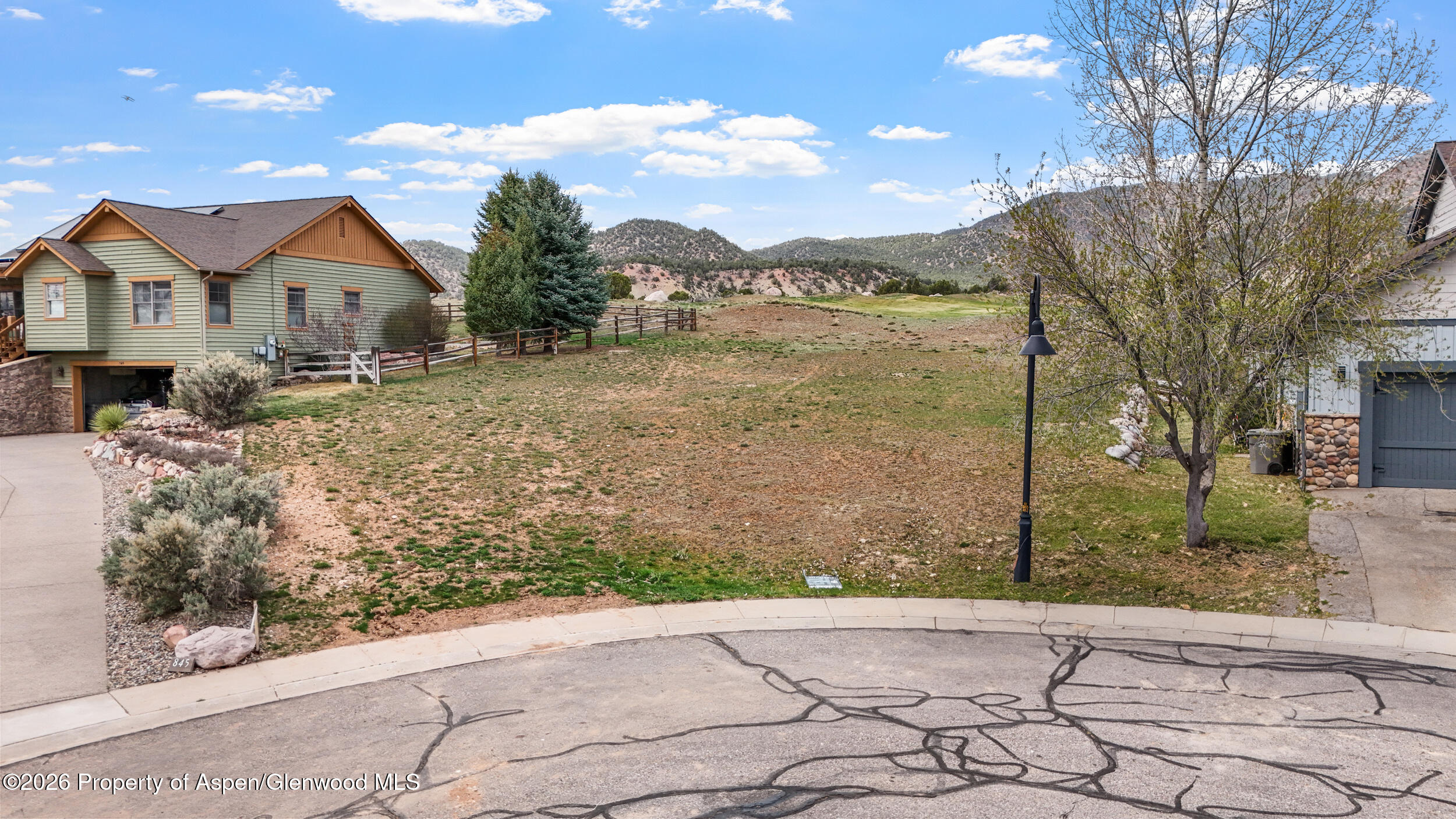 850 Ute Circle Property Photo 1