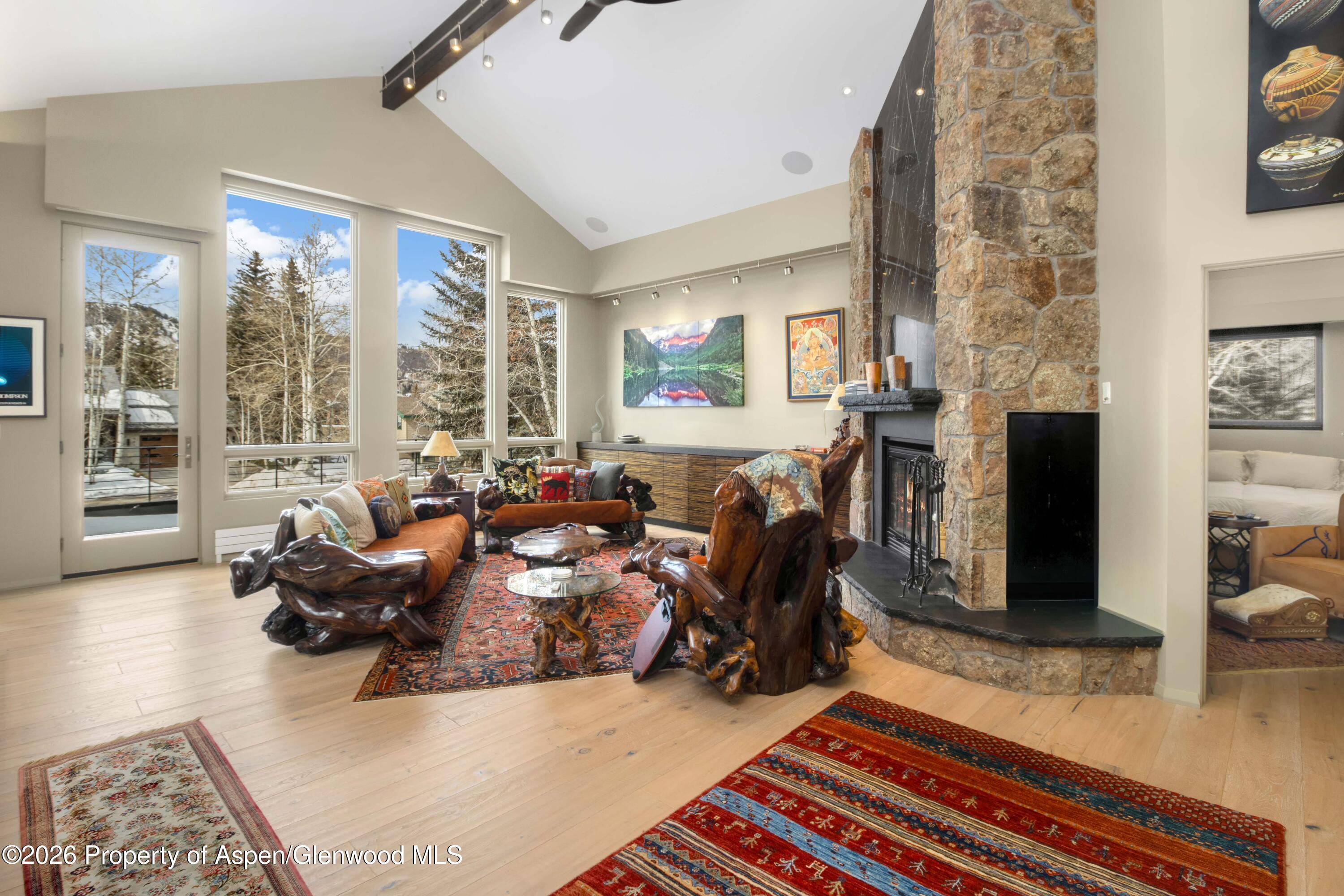 500 Fairway Drive Property Photo 4