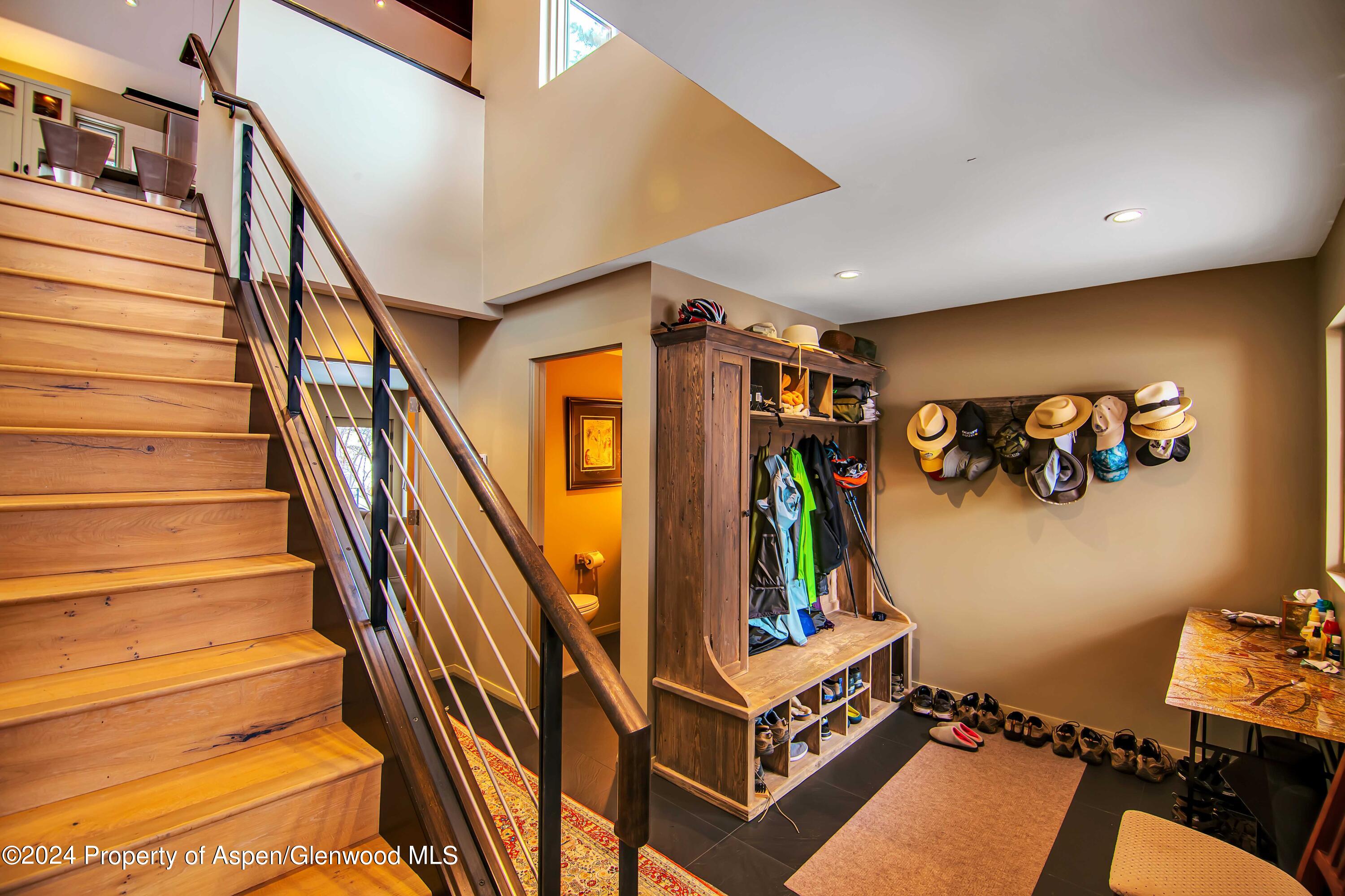 500 Fairway Drive Property Photo 11