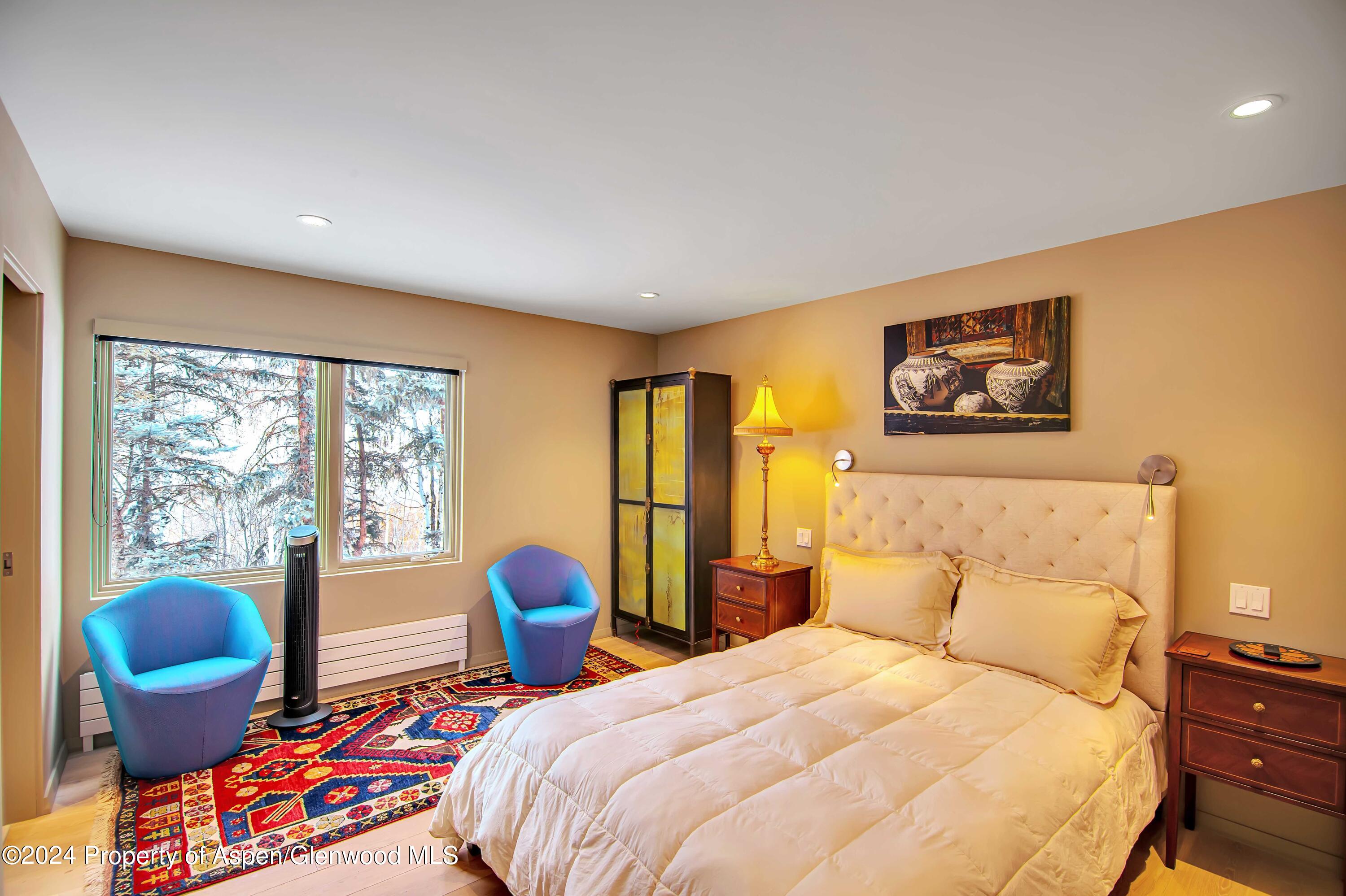 500 Fairway Drive Property Photo 14