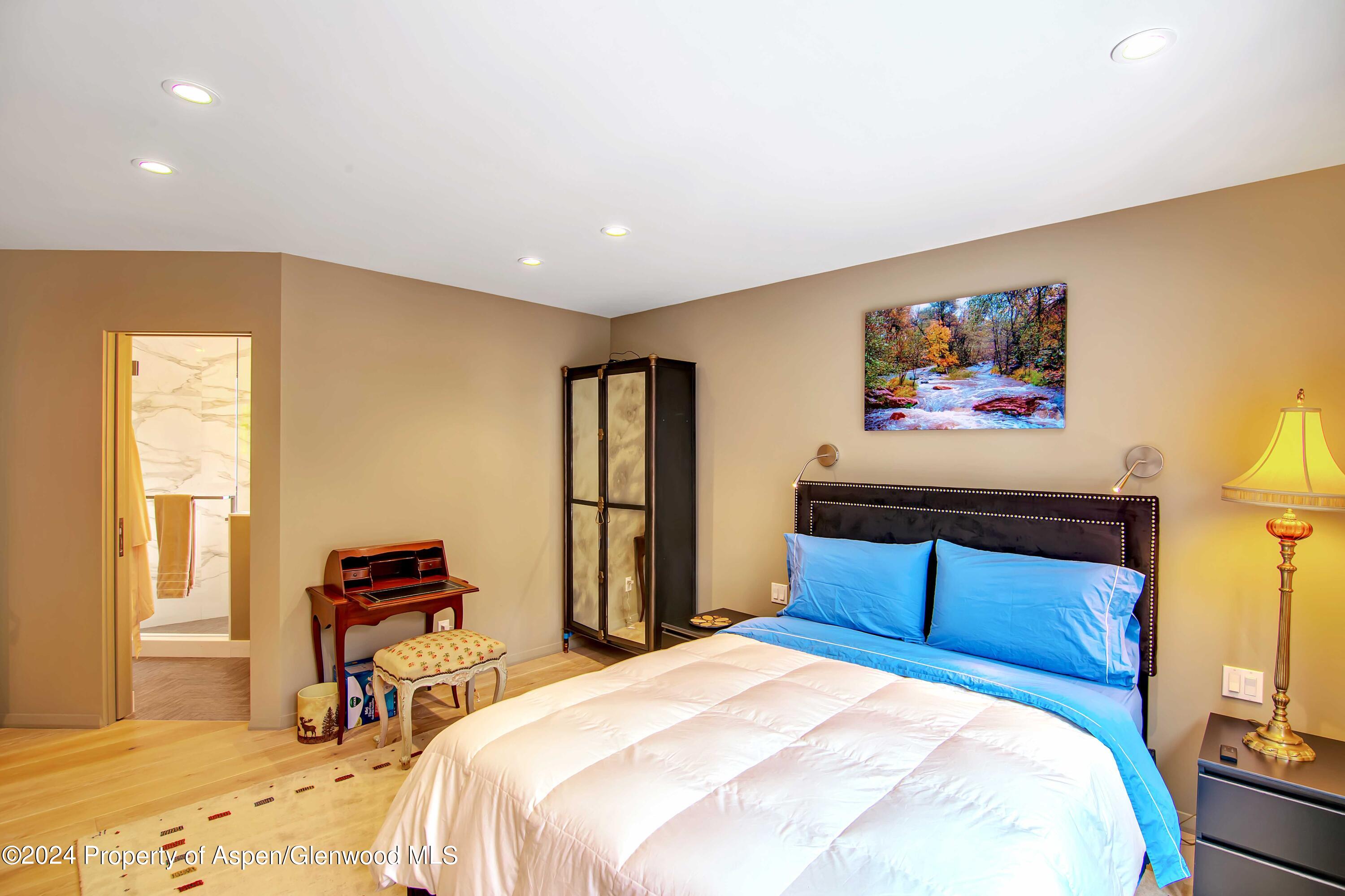 500 Fairway Drive Property Photo 20