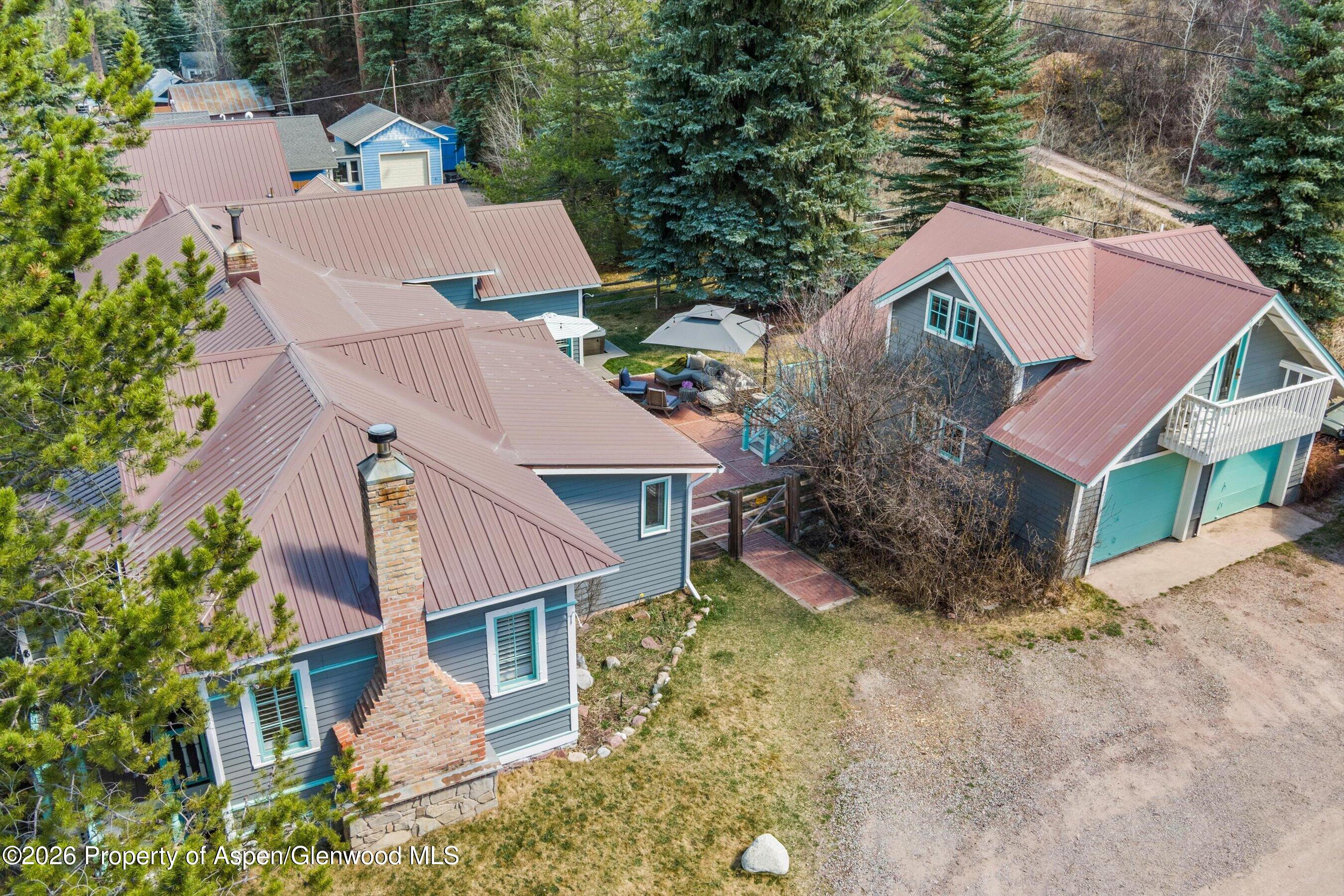 244 Redstone Boulevard Property Photo 2