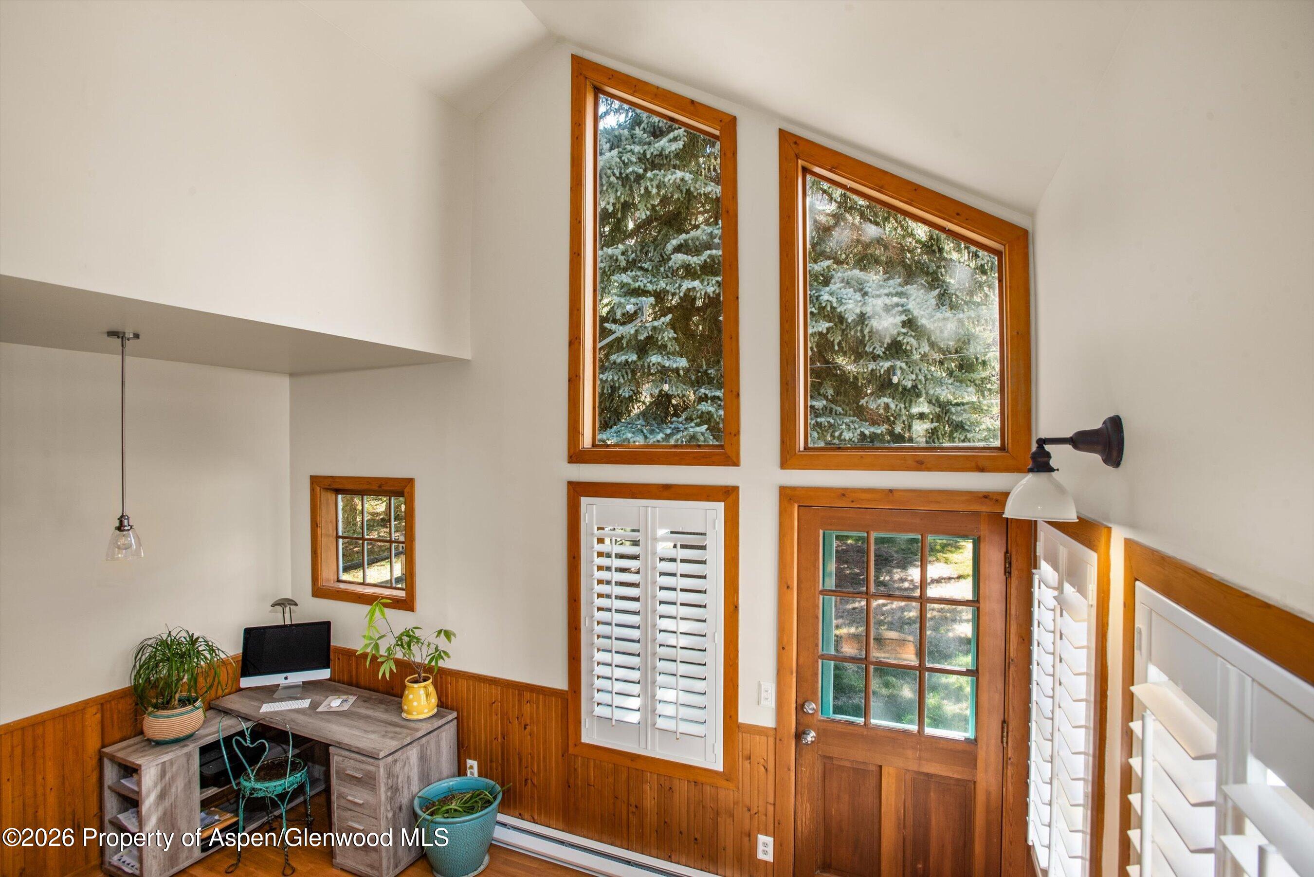244 Redstone Boulevard Property Photo 31