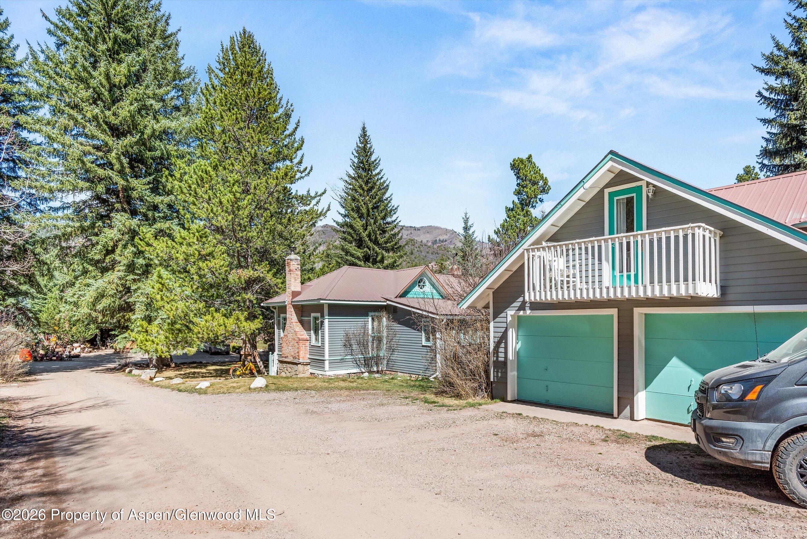 244 Redstone Boulevard Property Photo 37