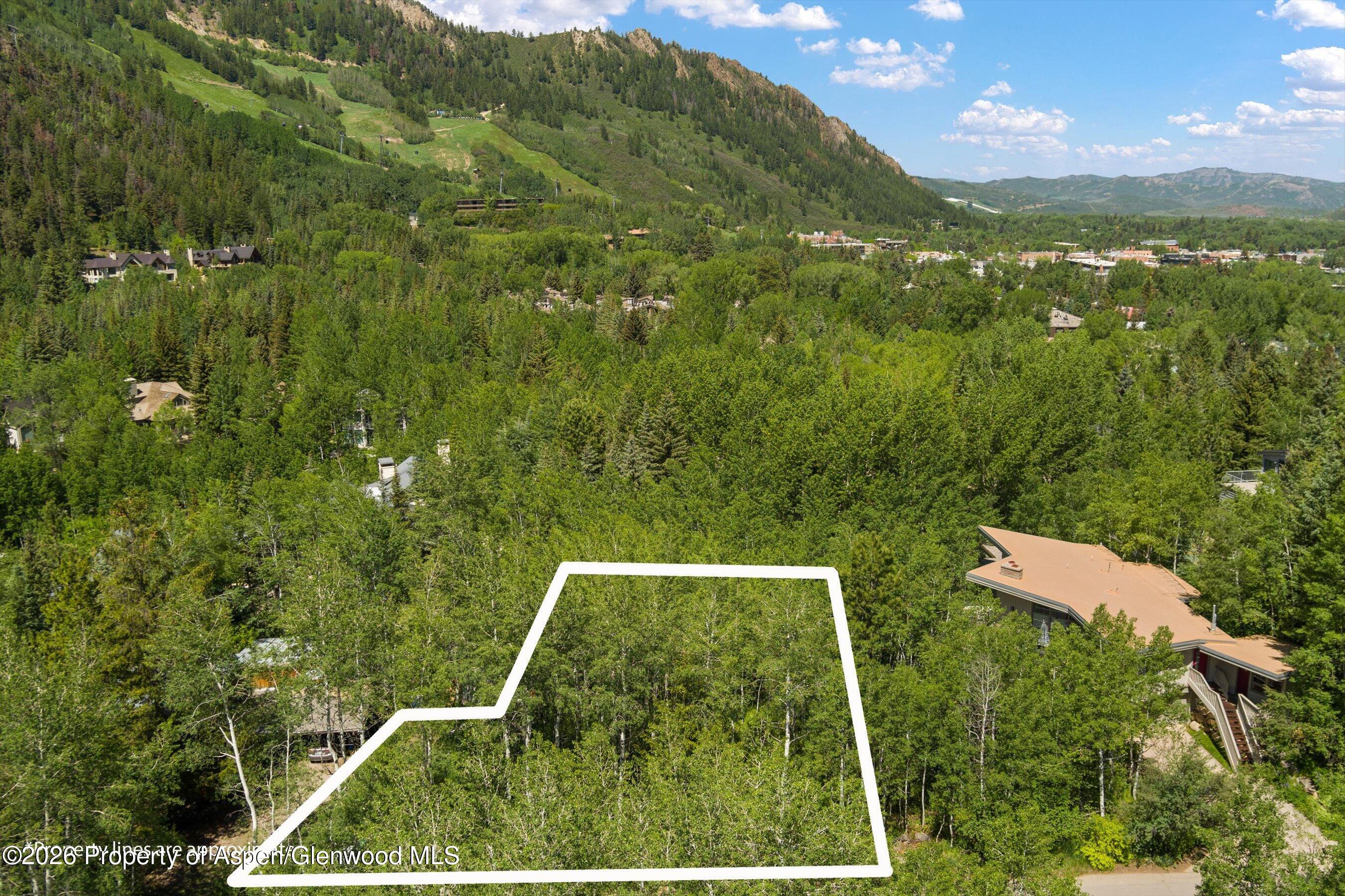 1265 Riverside Drive Property Photo 3
