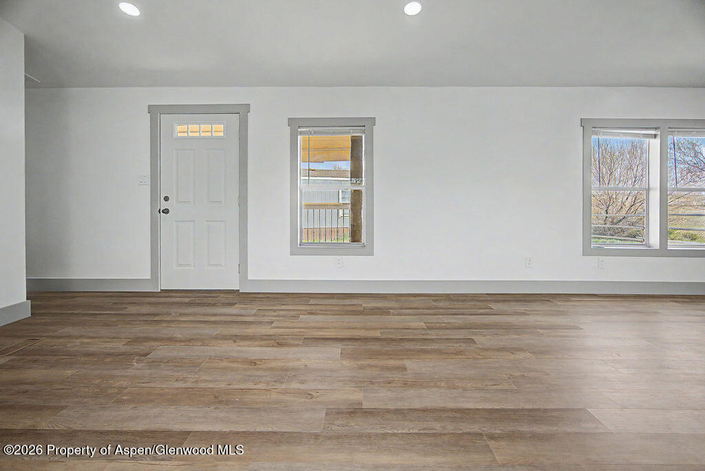 925 W 1st Street 607 Property Photo 3