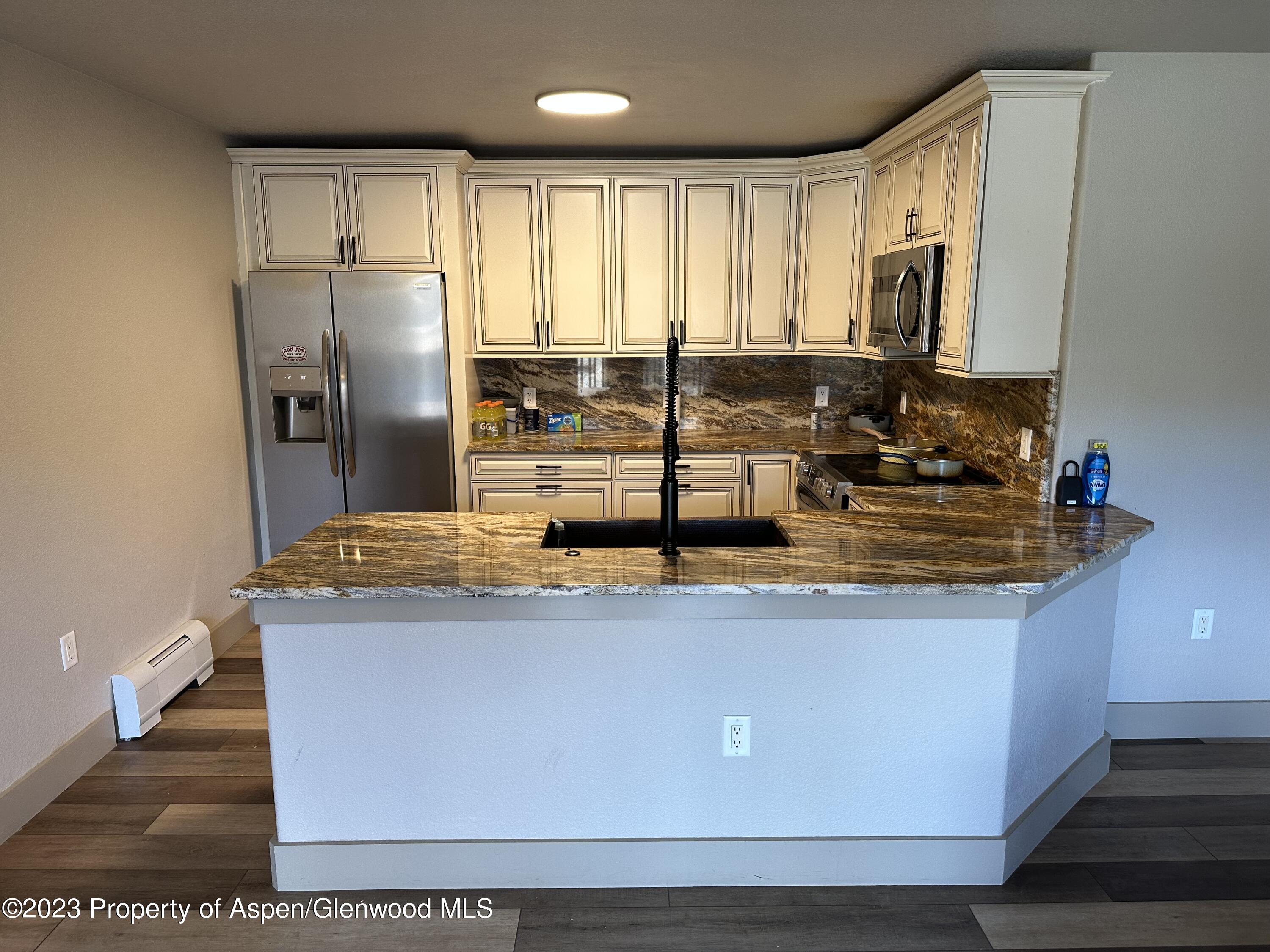 560 River View Drive 704 Property Photo 1