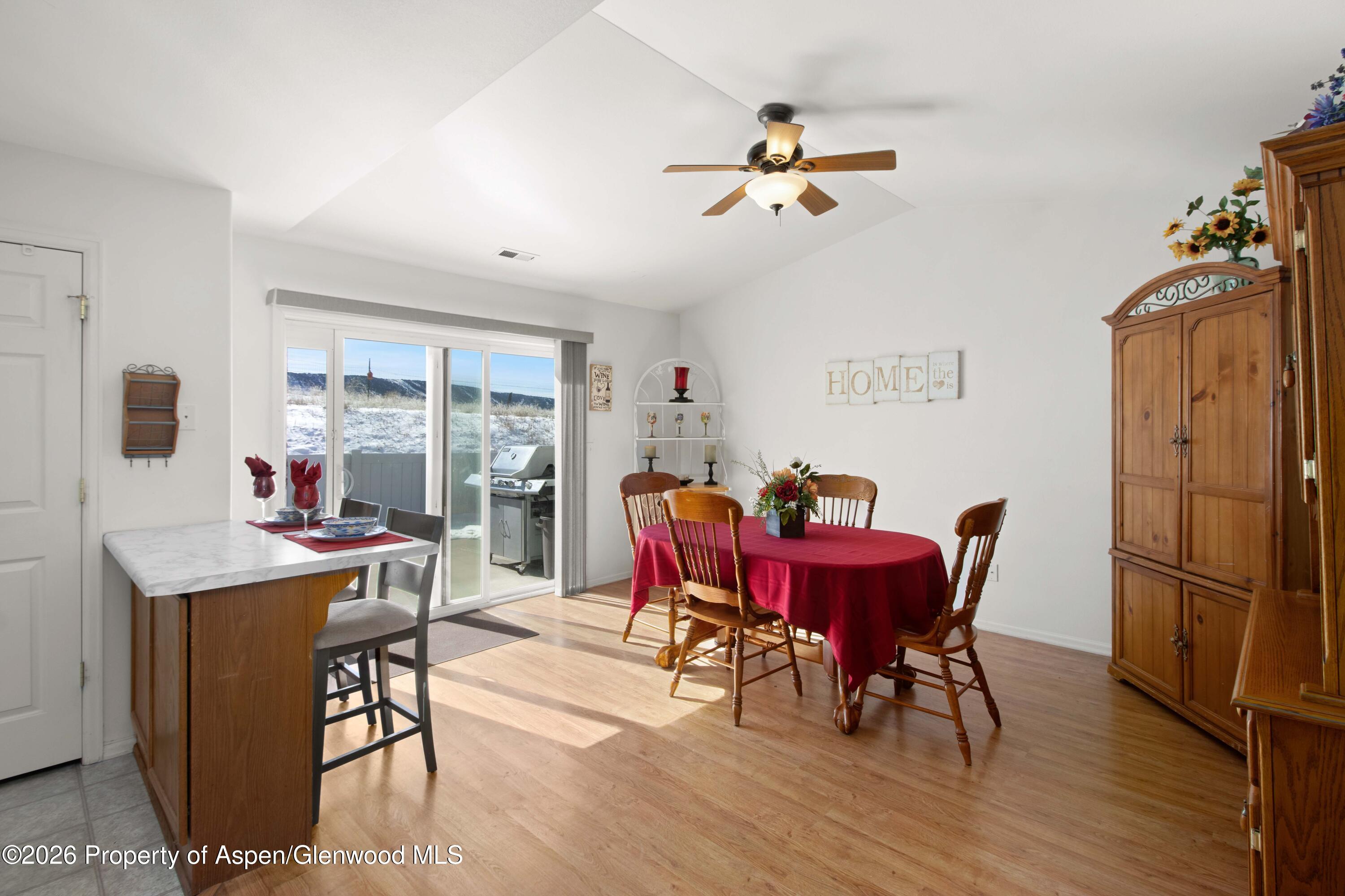 256 Cliff View Circle Property Photo 5