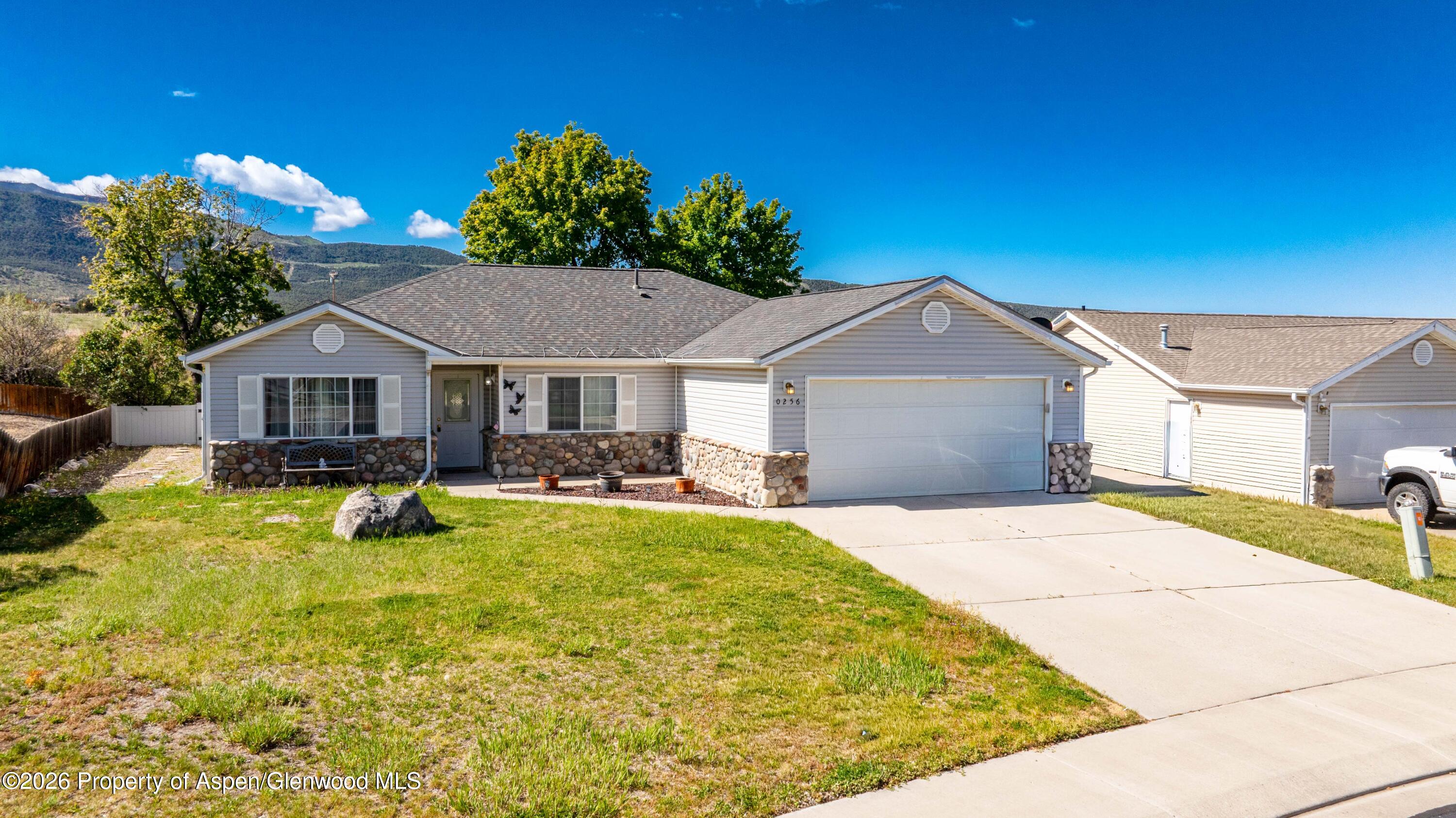 256 Cliff View Circle Property Photo 15