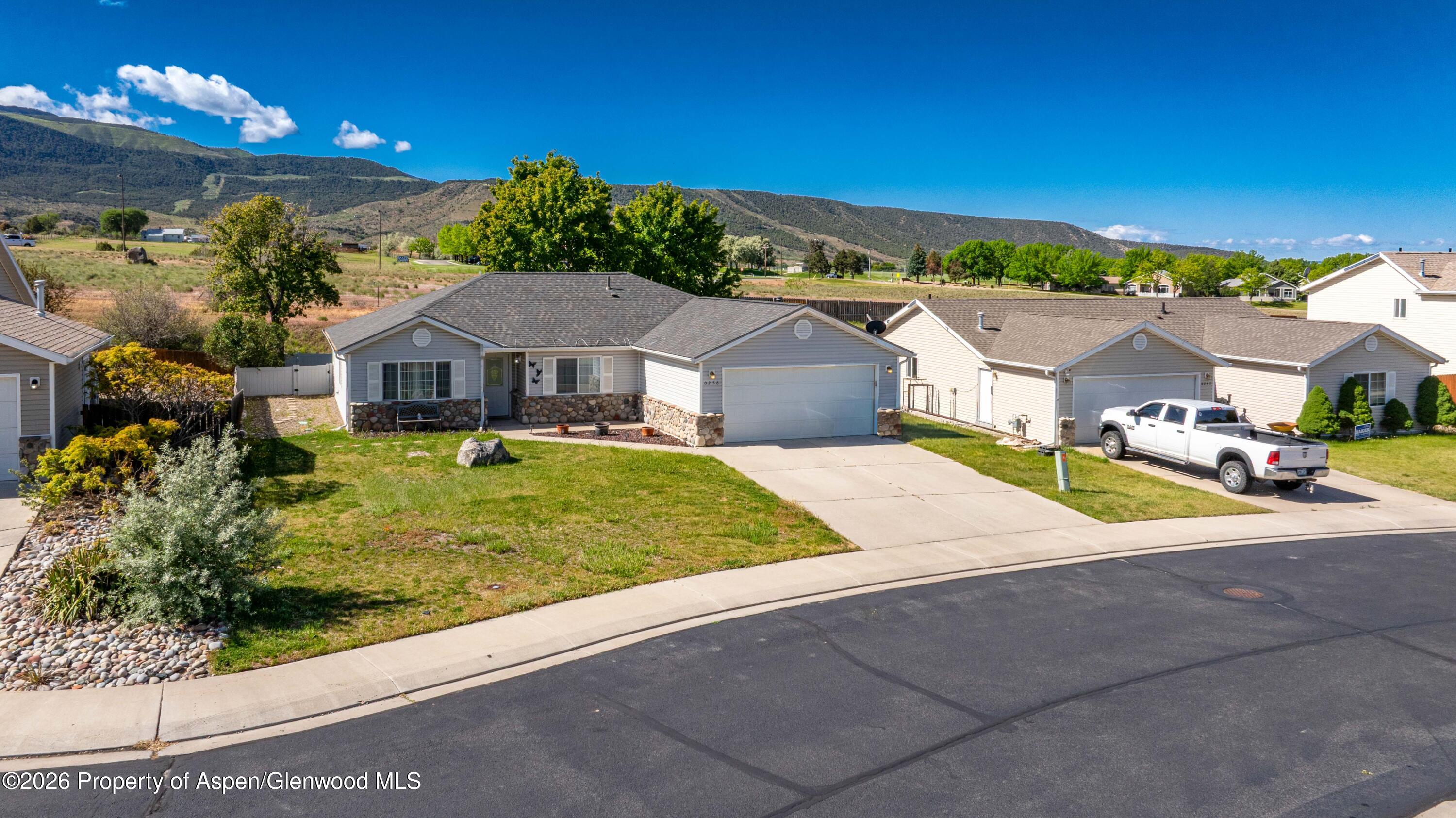 256 Cliff View Circle Property Photo 17
