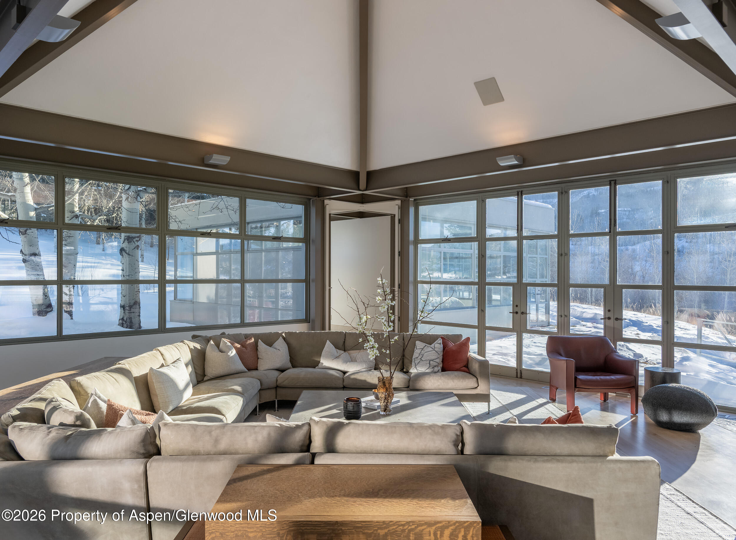 821 Cluny Road Property Photo 14