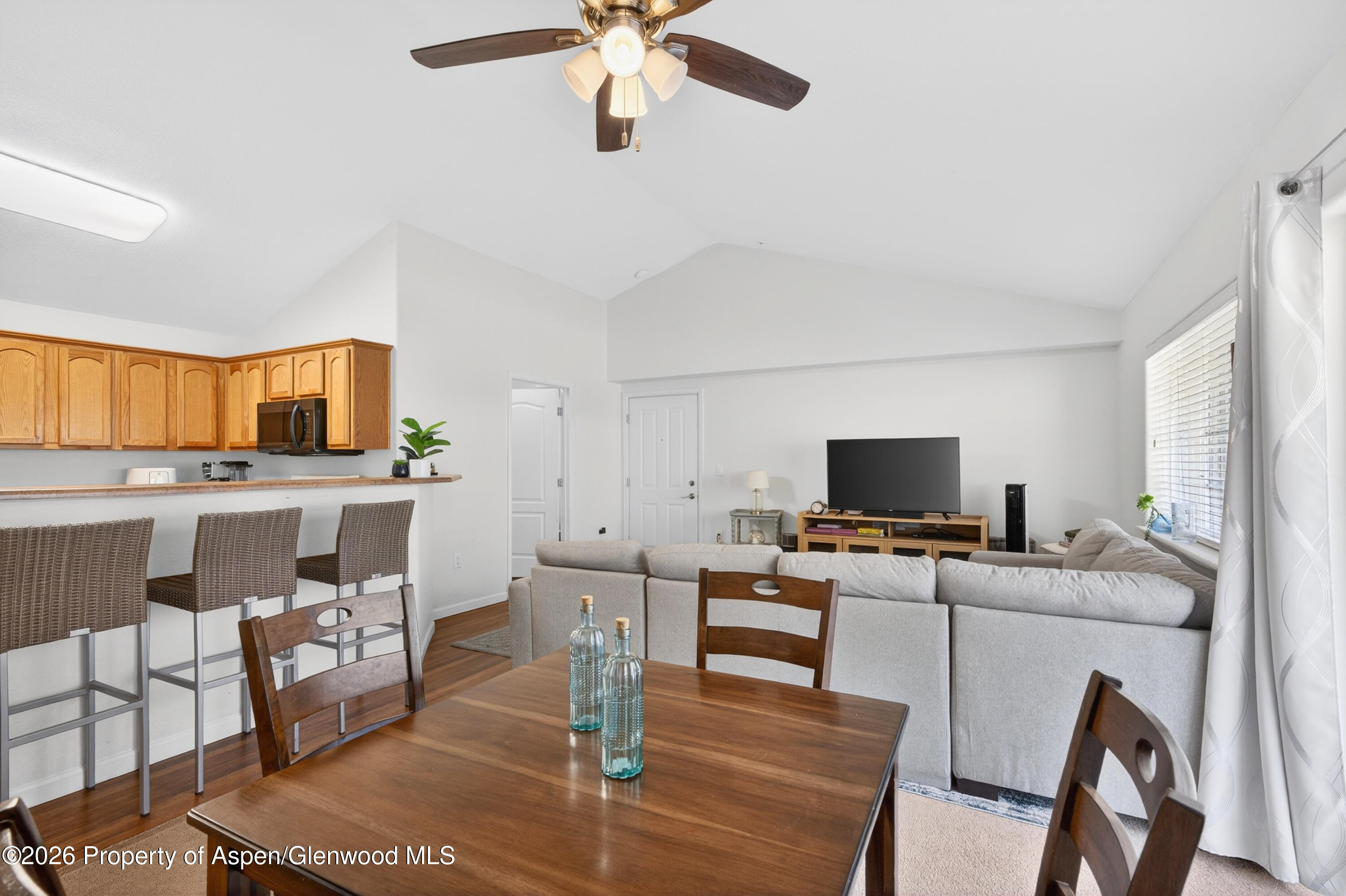 560 River View Drive 706 Property Photo 11