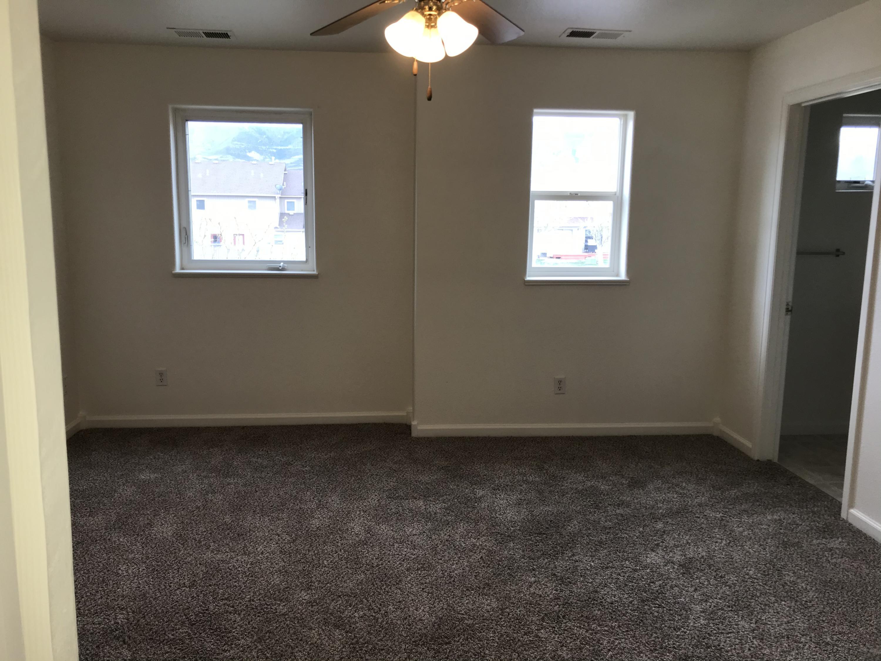 402 Yarrow Circle Property Photo 11