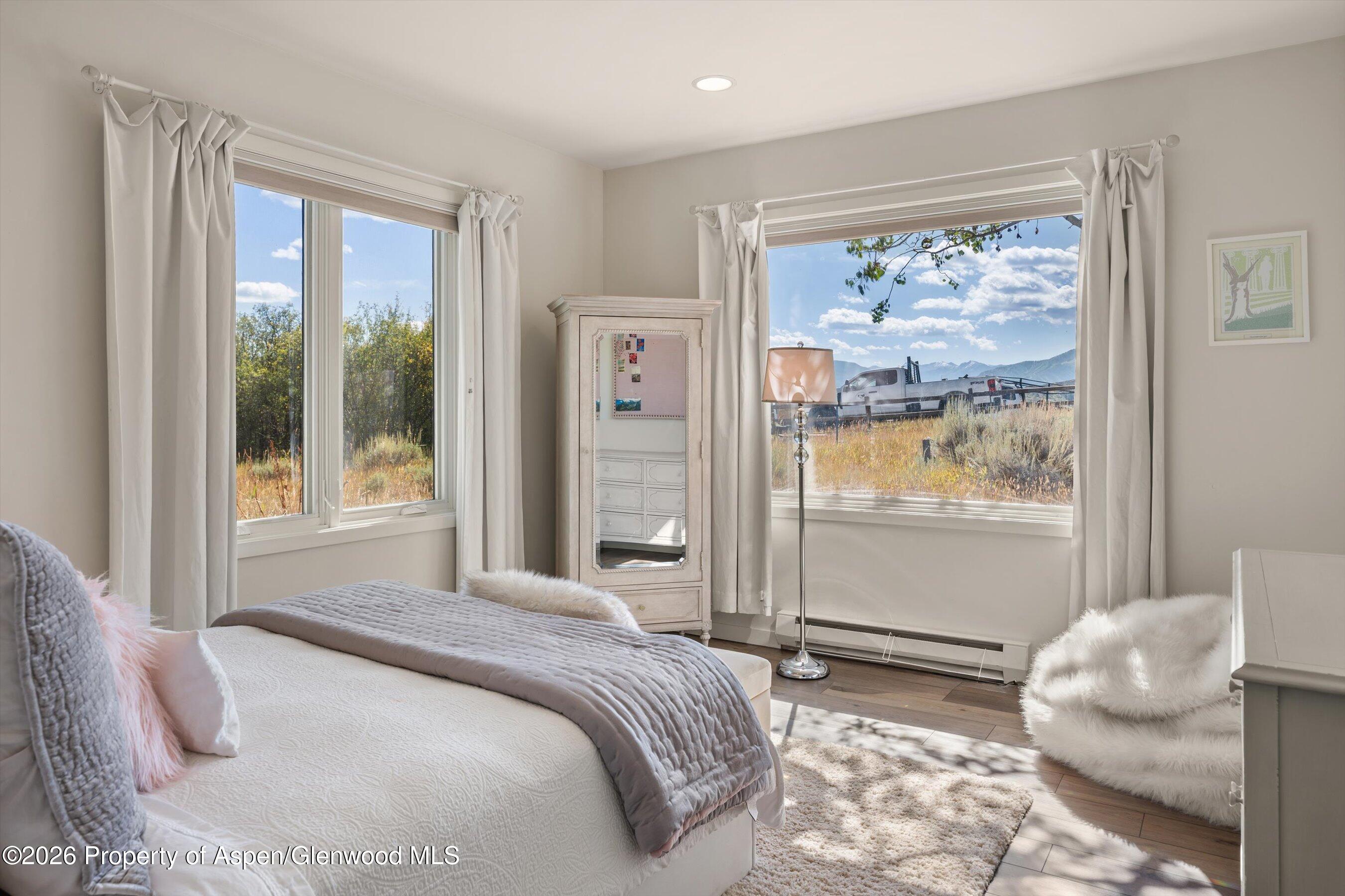 1560 Medicine Bow Road Property Photo 33