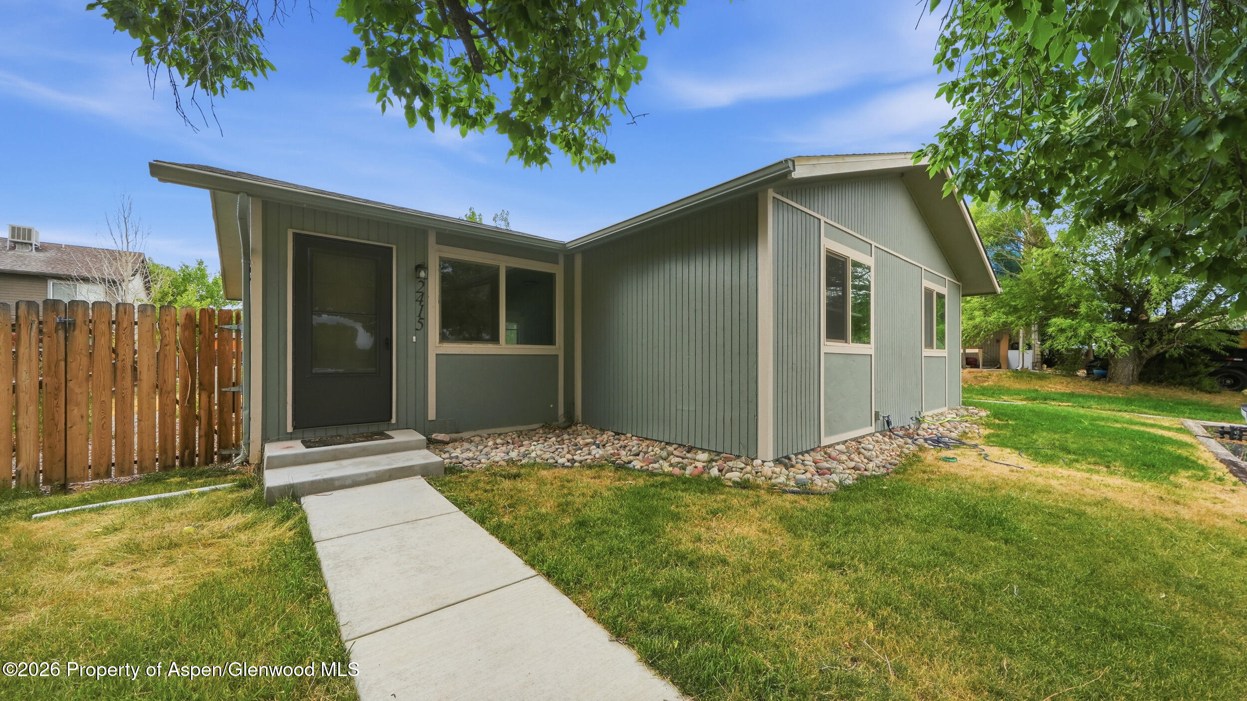 2415 West Avenue Property Photo 2