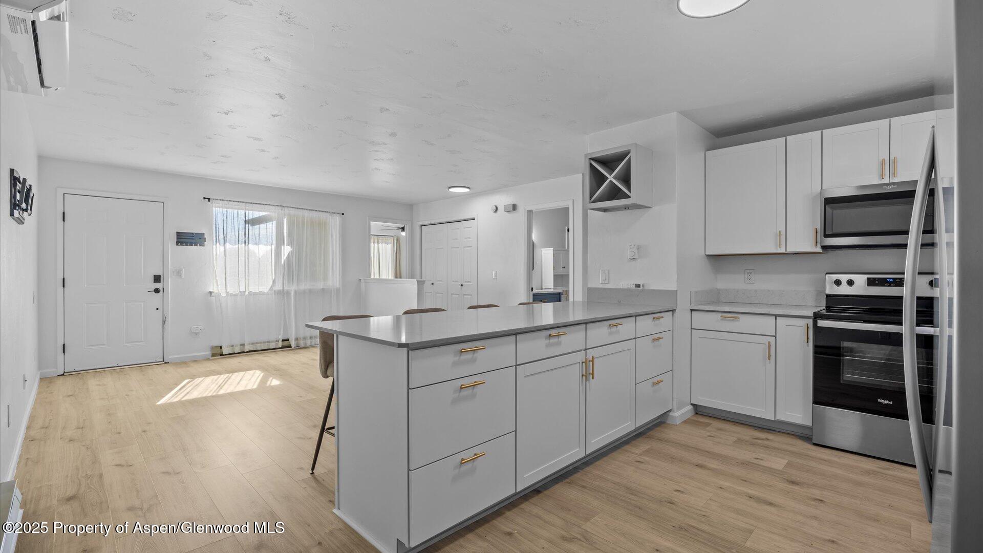 2415 West Avenue Property Photo 8