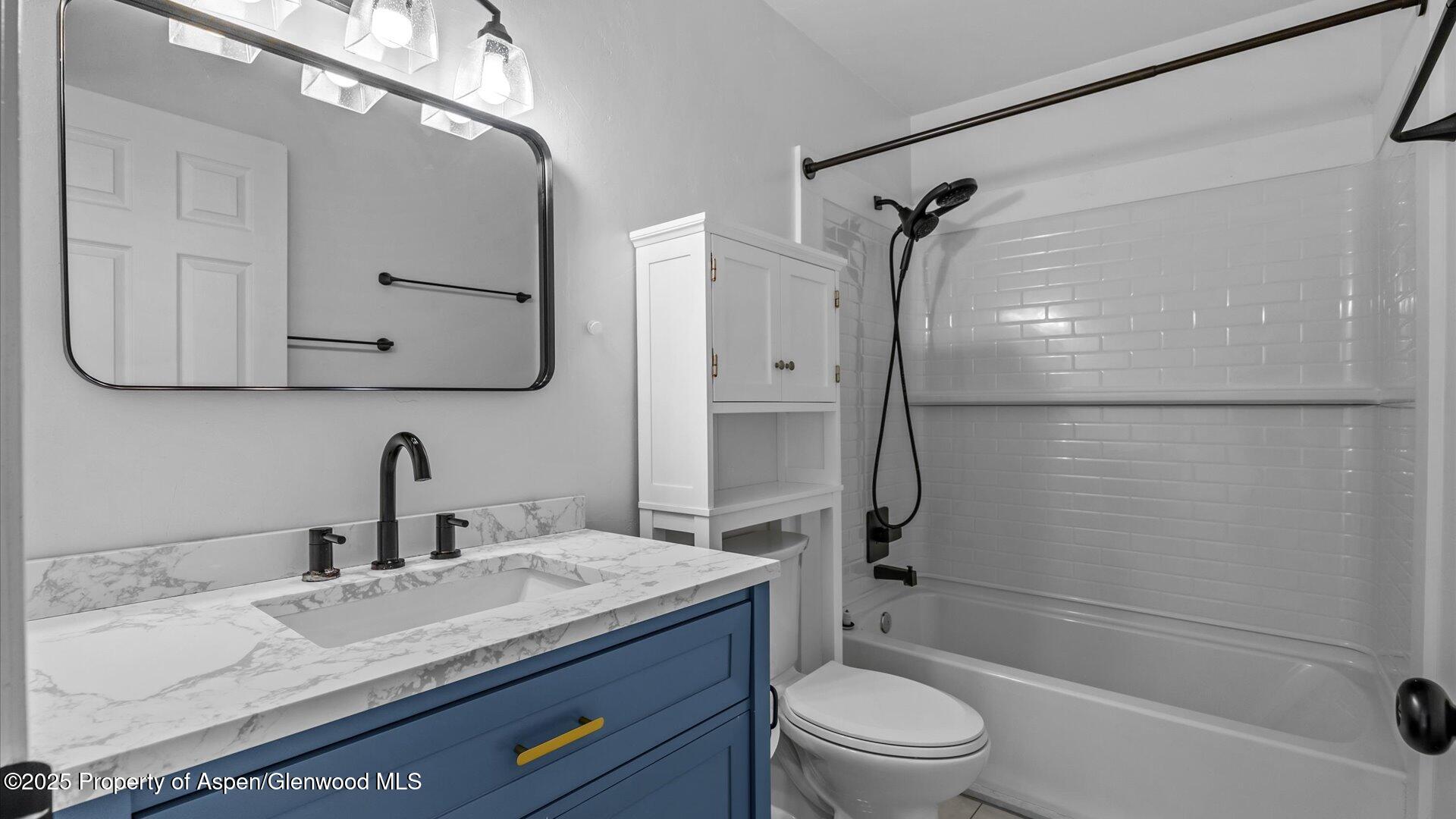 2415 West Avenue Property Photo 17