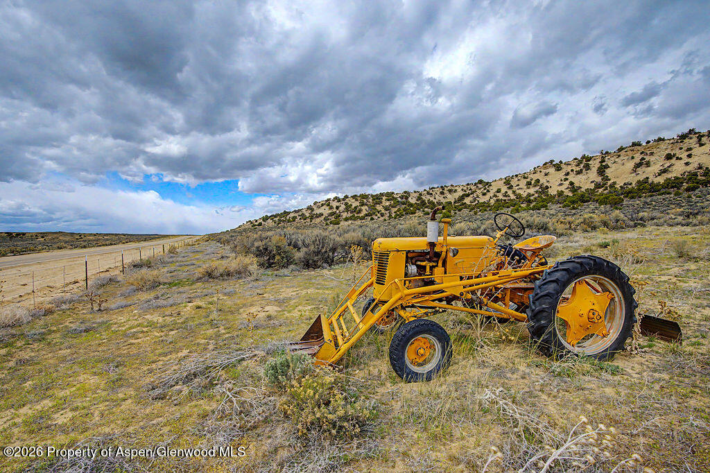 37801 Highway 318 Property Photo 2