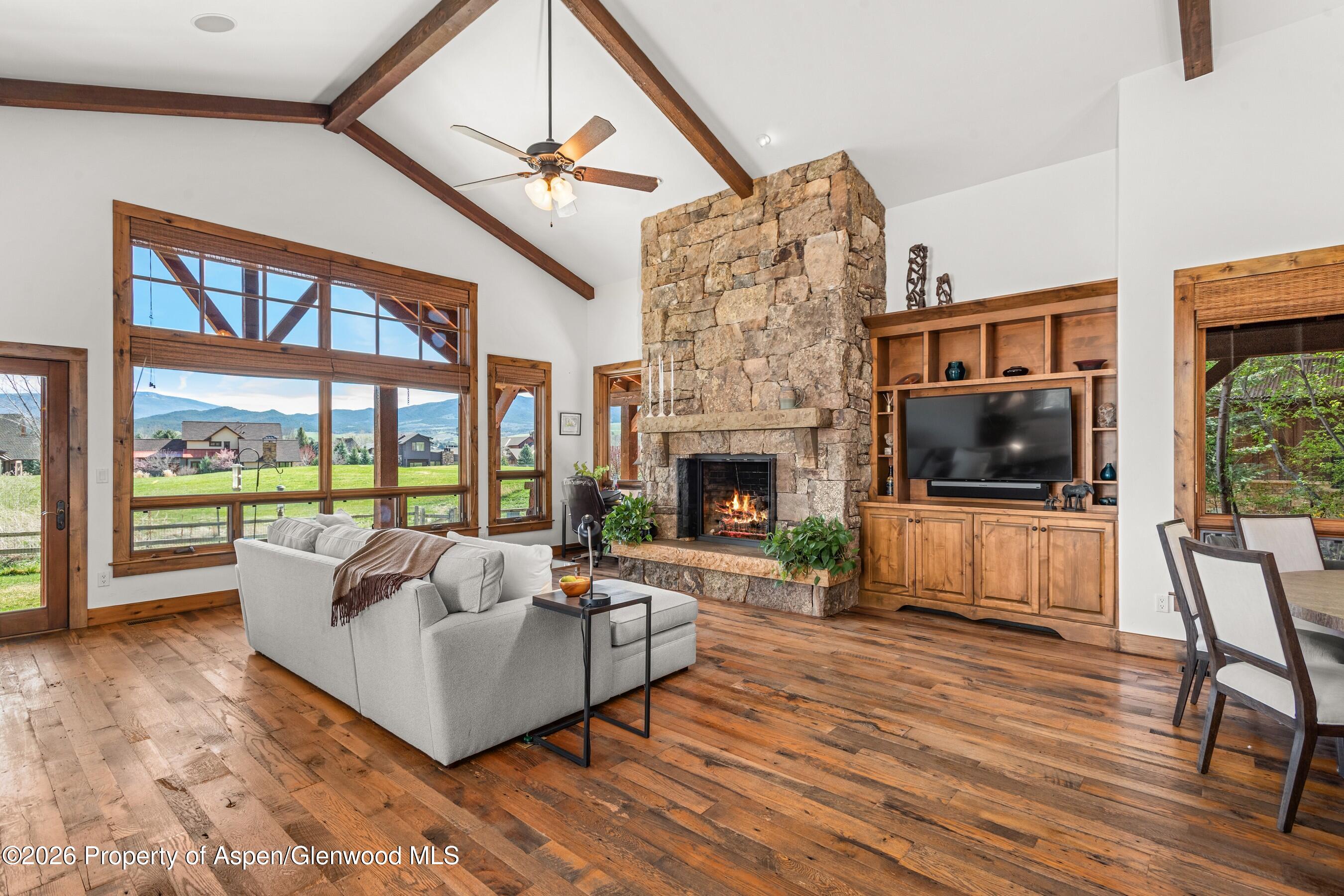 104 Sopris Mesa Drive Property Photo 8