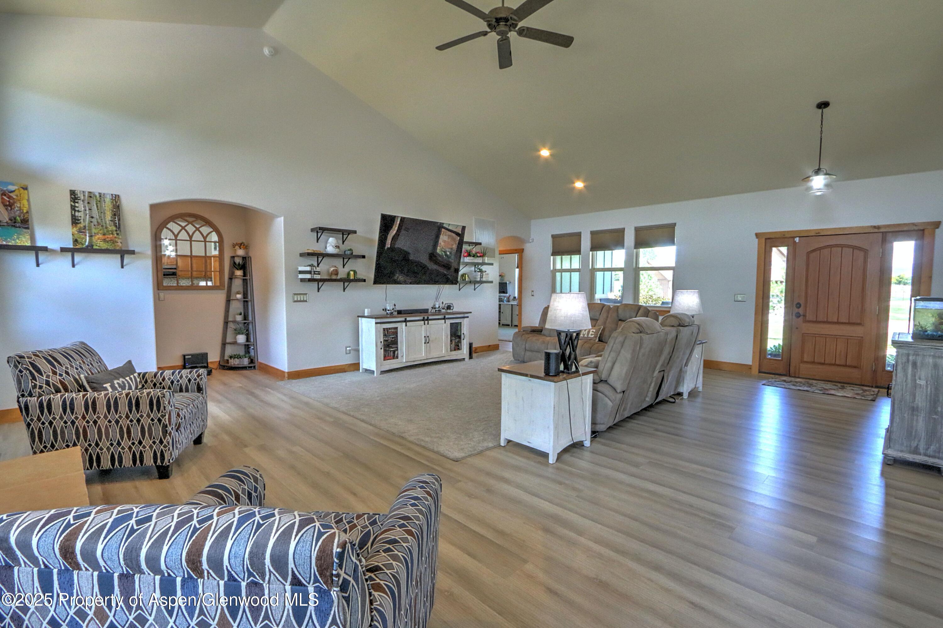 369 N Meadow Drive Property Photo 12