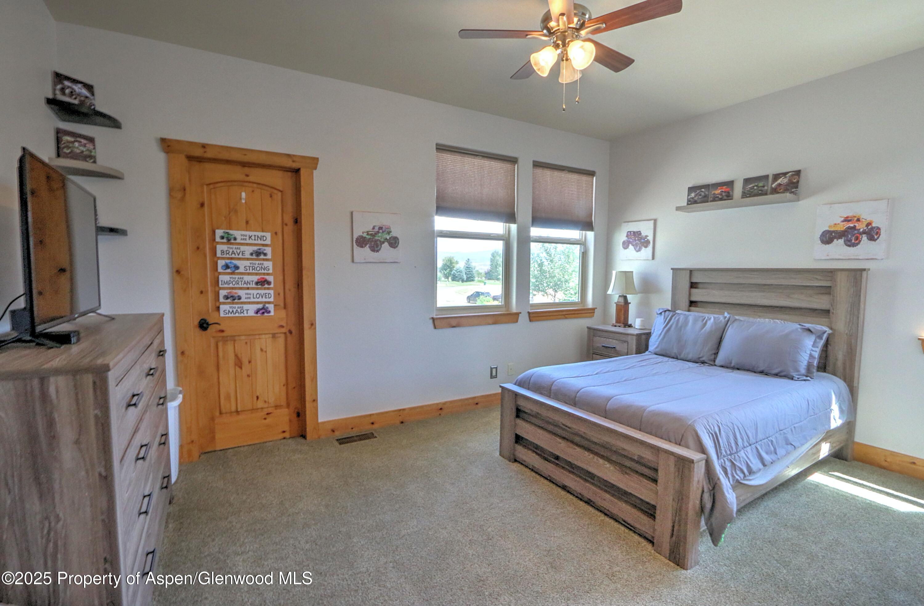 369 N Meadow Drive Property Photo 27