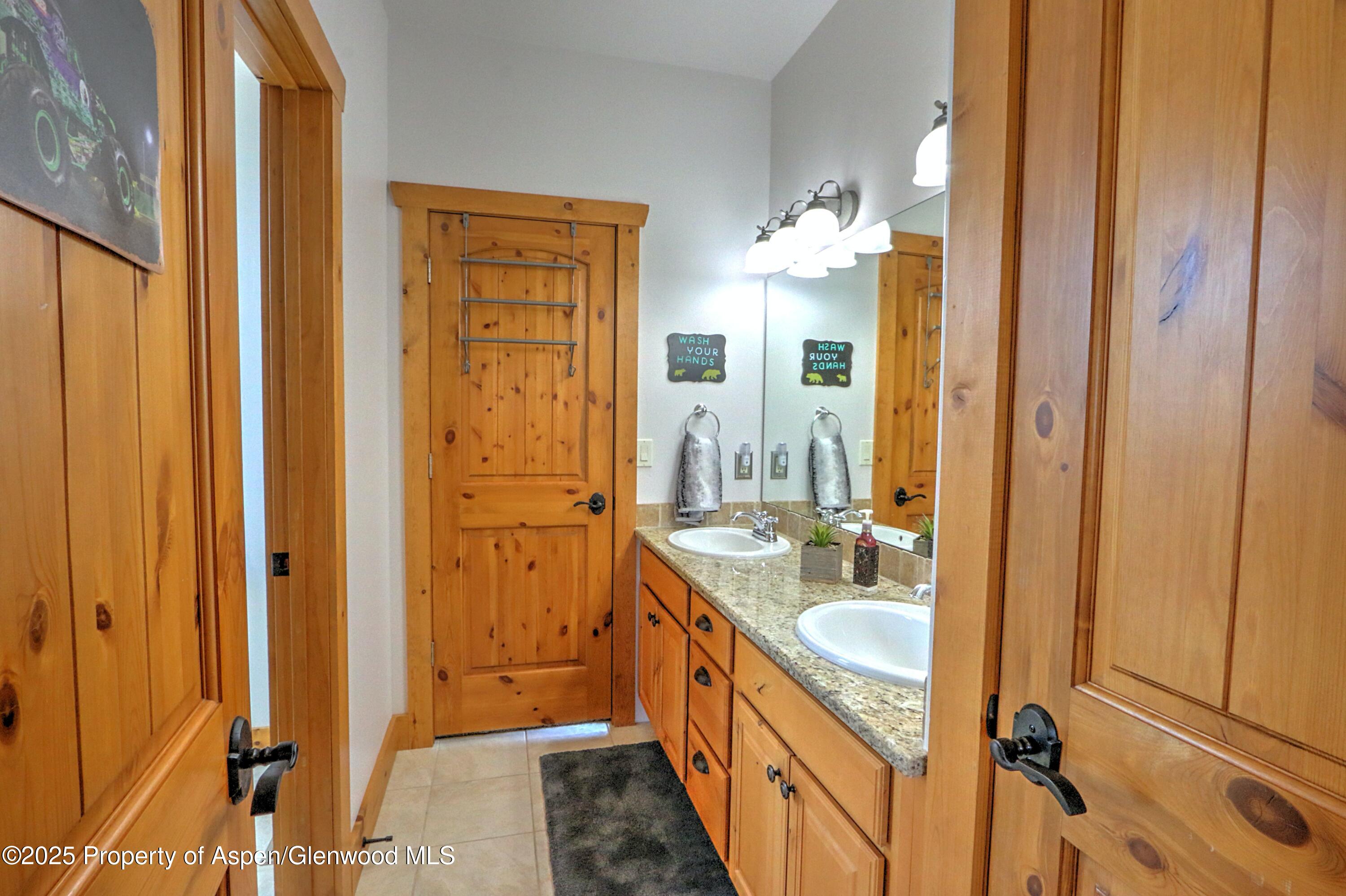 369 N Meadow Drive Property Photo 28