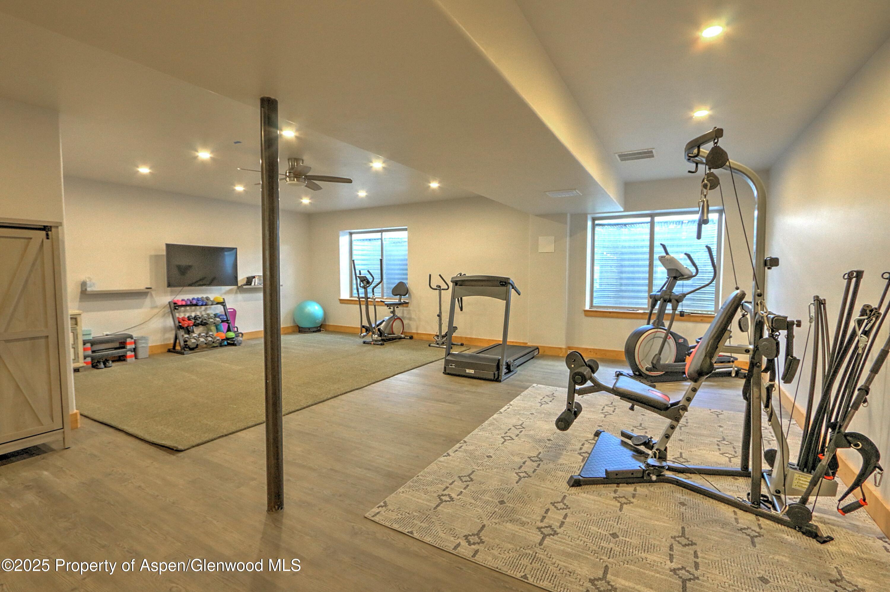 369 N Meadow Drive Property Photo 32
